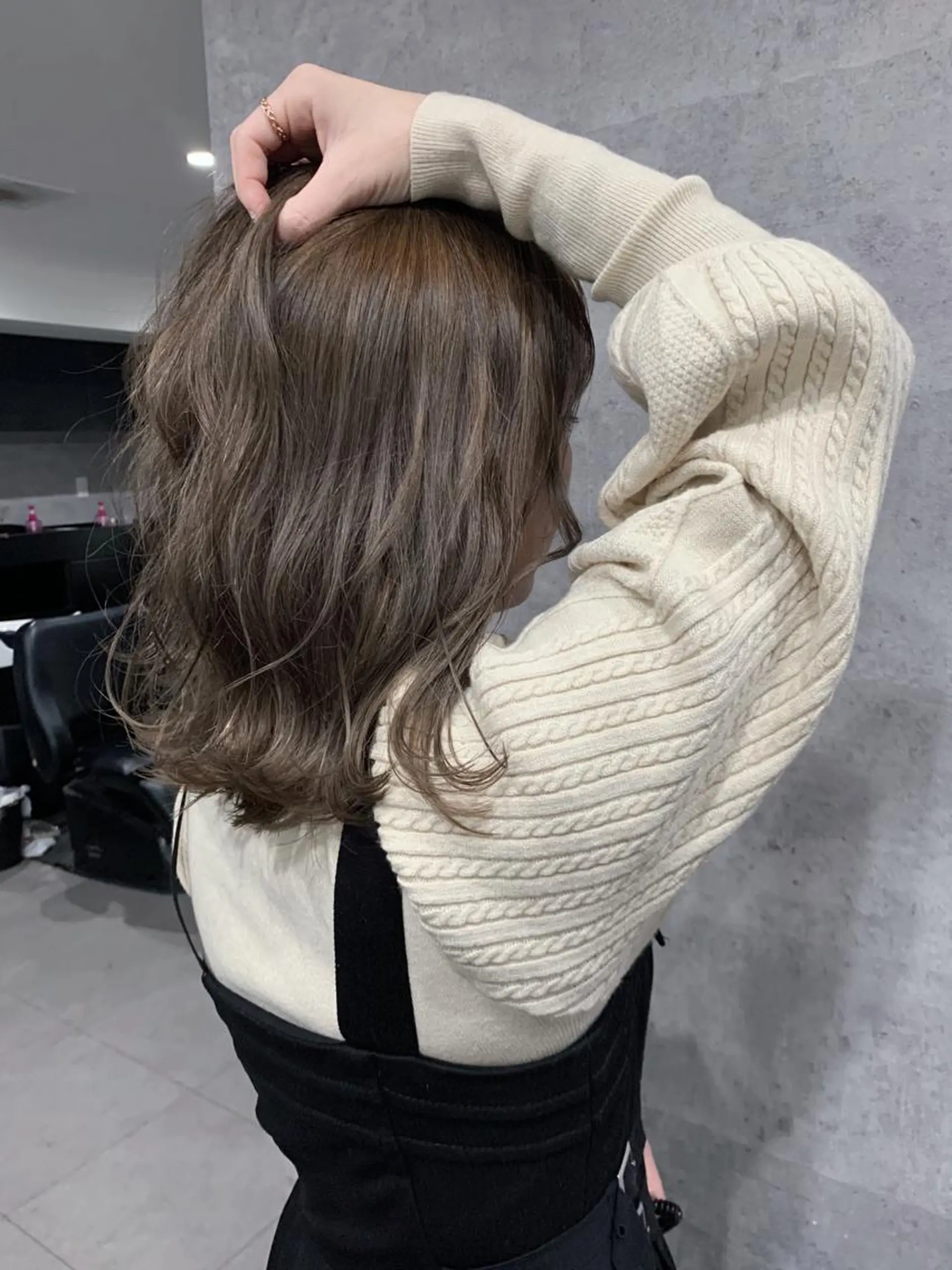 ミディアム カラー ベージュカラー ブリーチ _WHITE 天神店 YUMEKA🐻のヘアスタイル