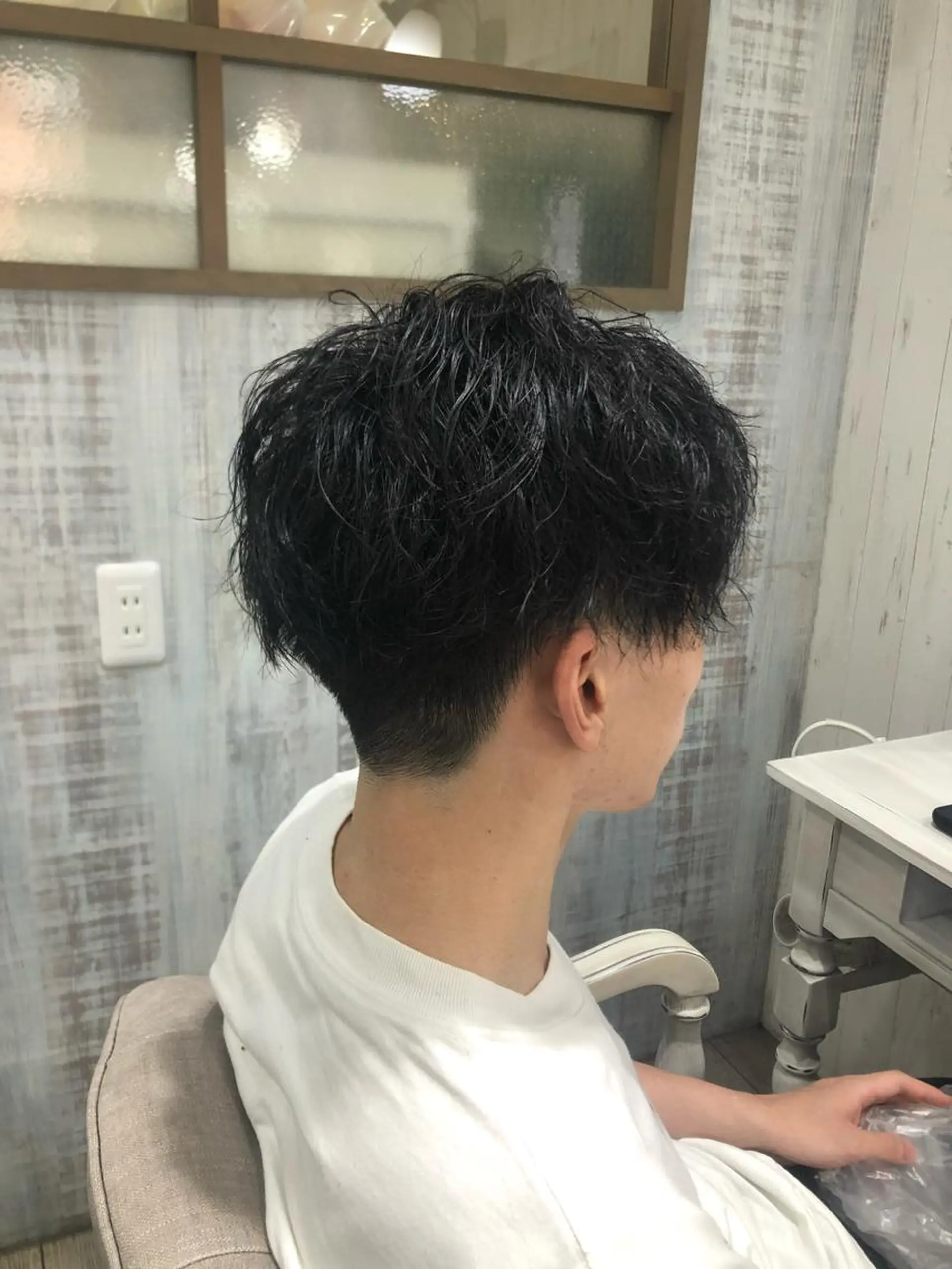ショート パーマ メンズ ヘアカラー パーマ イシジマ タカナリのヘアスタイル