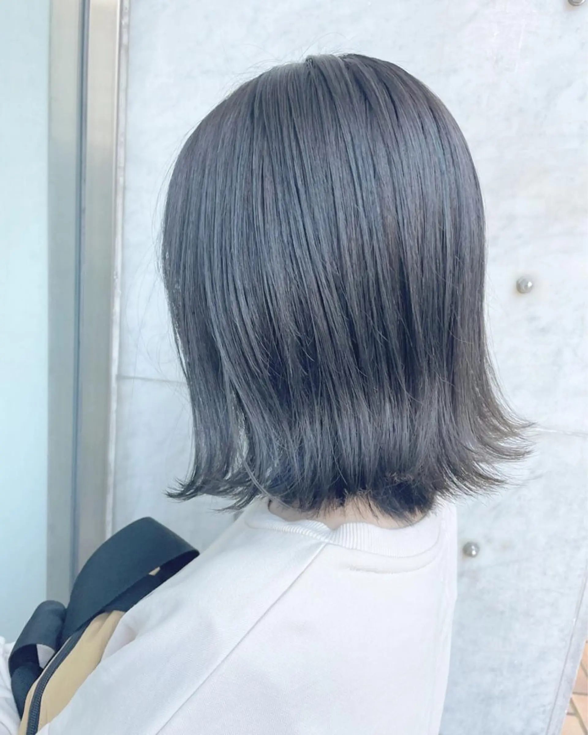 ミディアム カラー グレージュ アイスグレージュ JIL BLAN 京都所属・RU RIのヘアスタイル
