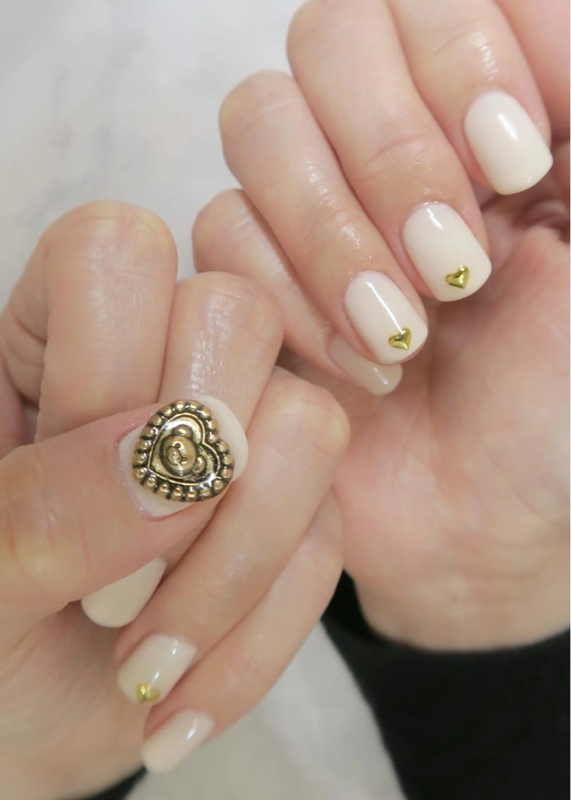 ネイル gloss nail 代々木上原のネイルデザイン