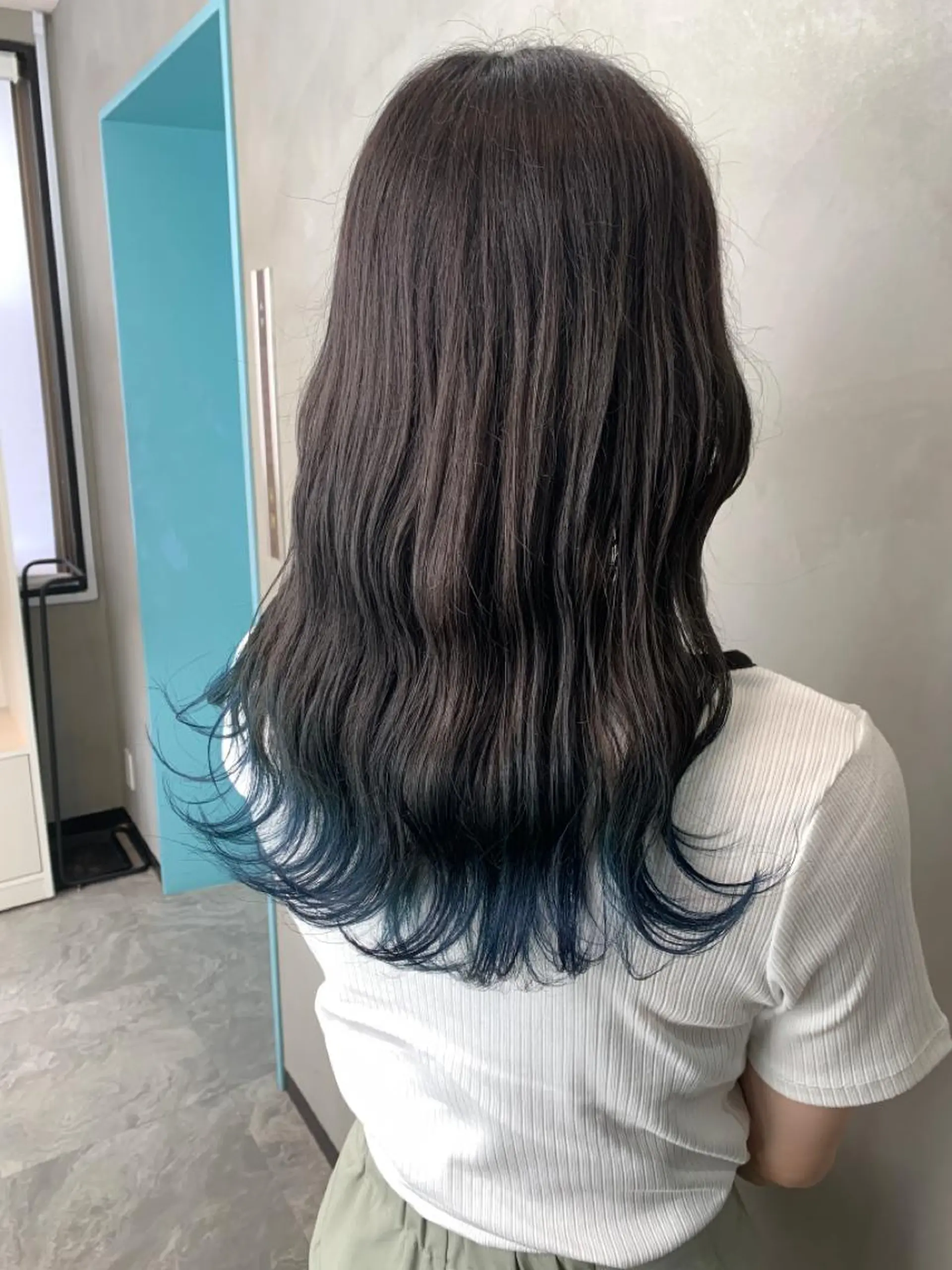 ロング カラー ブルーカラー 透明感カラーが 得意です！NAOKIのヘアスタイル