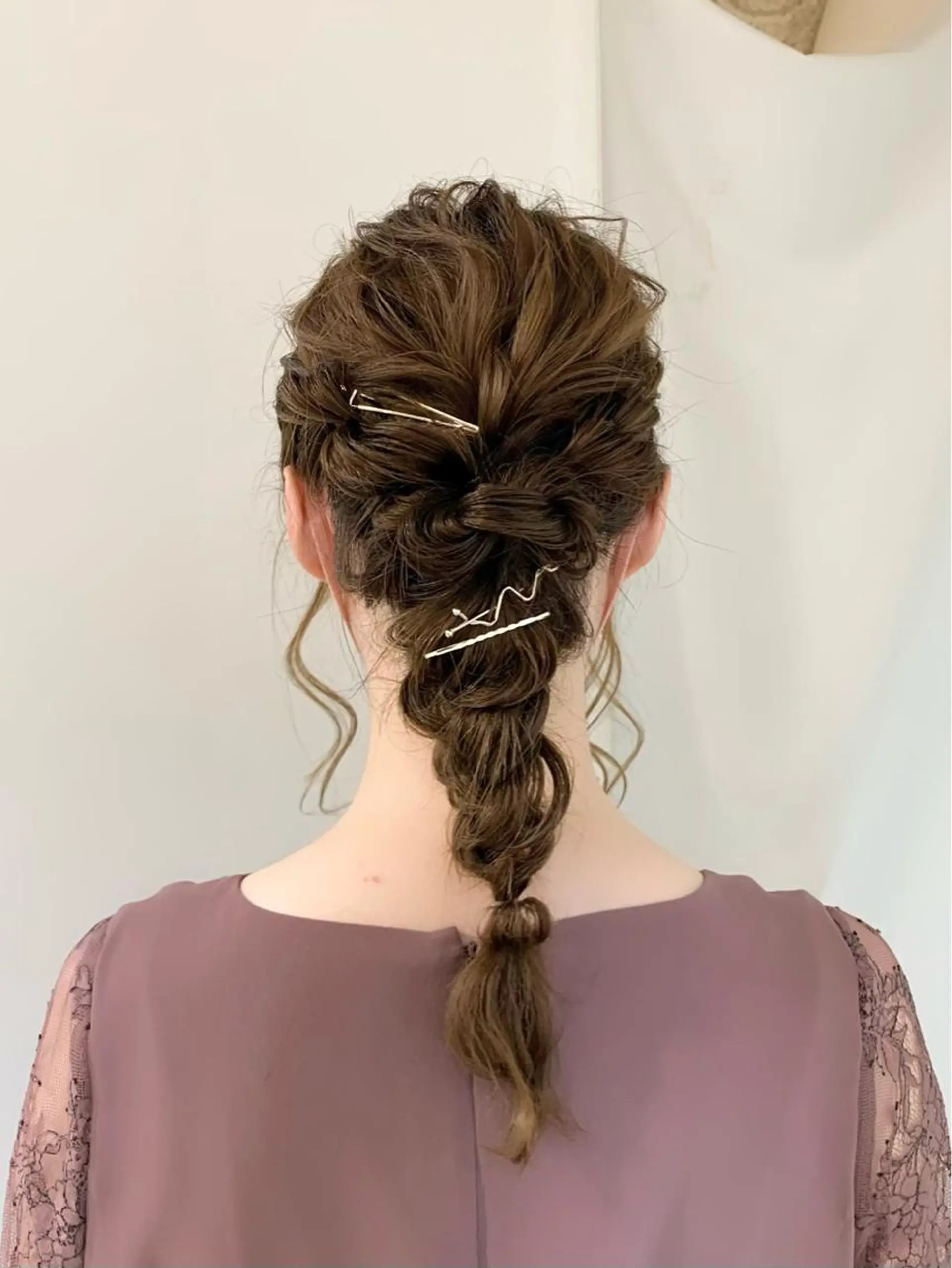 セミロング カラー ヘアアレンジ 結婚式・ブライダル まろやかベージュ/ 大上なおみのヘアスタイル