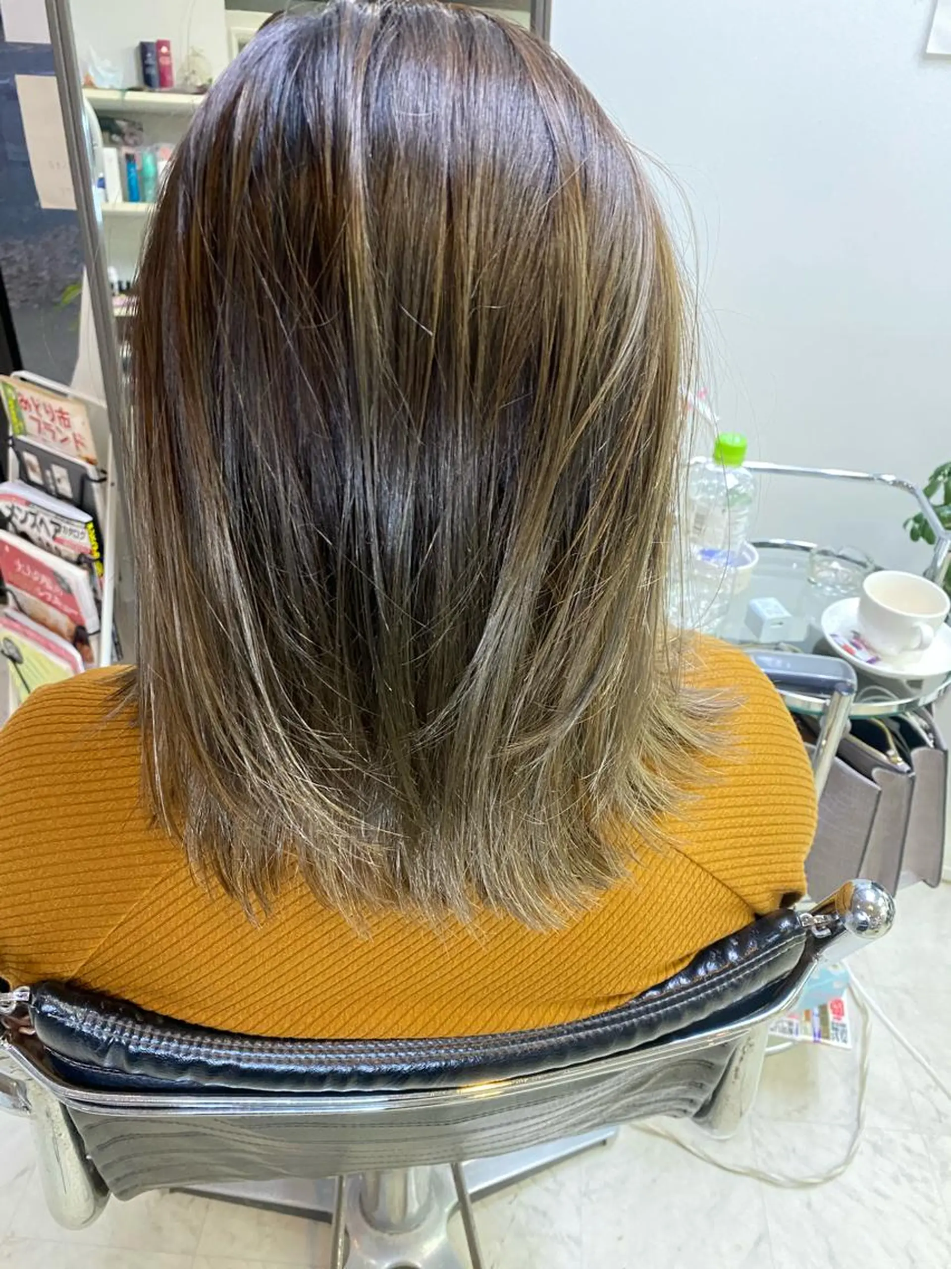 ミディアム カラー ブリーチ ハイライトカラー ハイライト ヘアカラー EXCIA所属・imaizumi takuyaのヘアスタイル