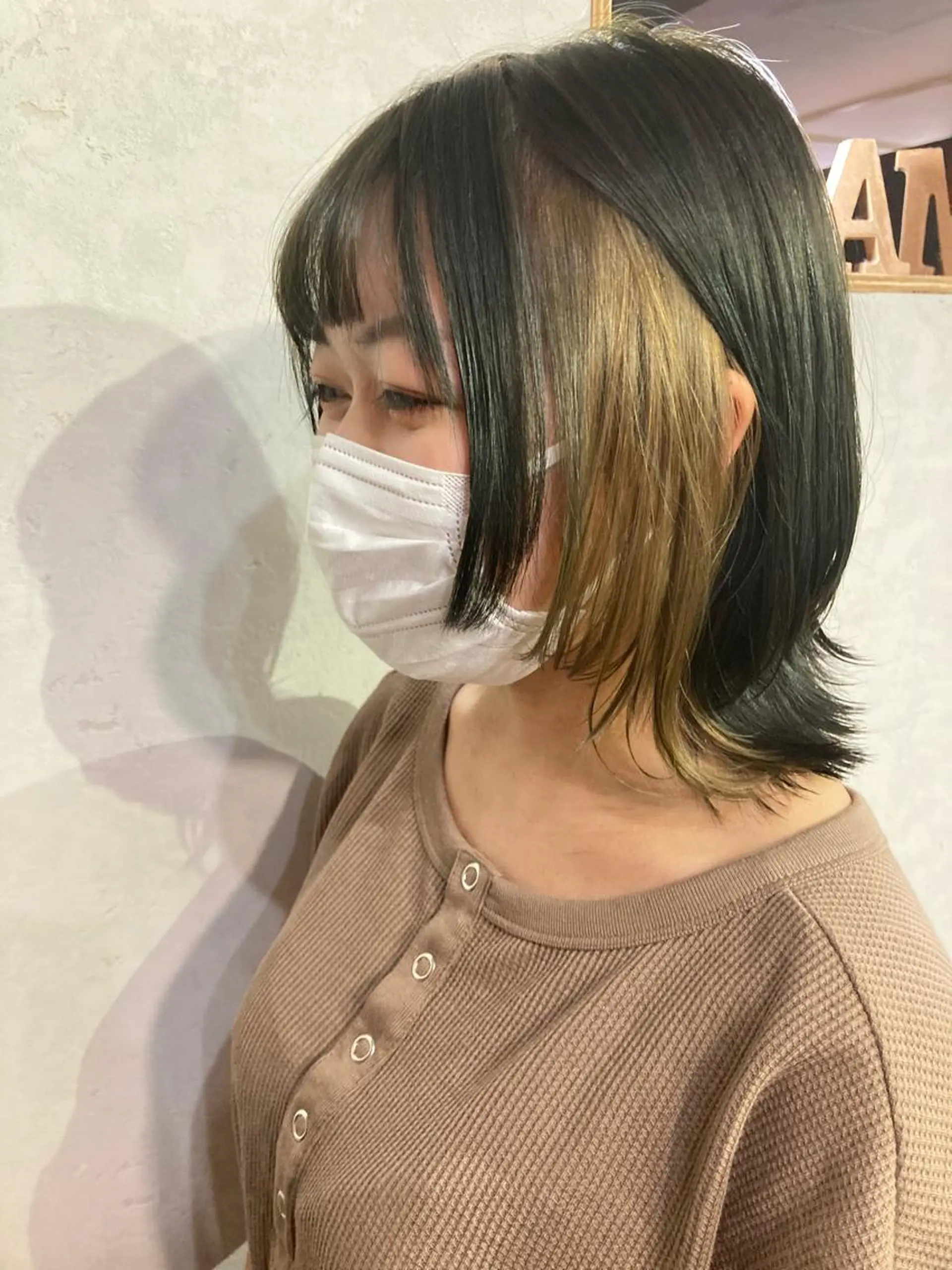 ミディアム カラー ウルフカット カット ヘアカラー トリートメント 🌸髪質改善特化🌸 店長　ゆうやのヘアスタイル