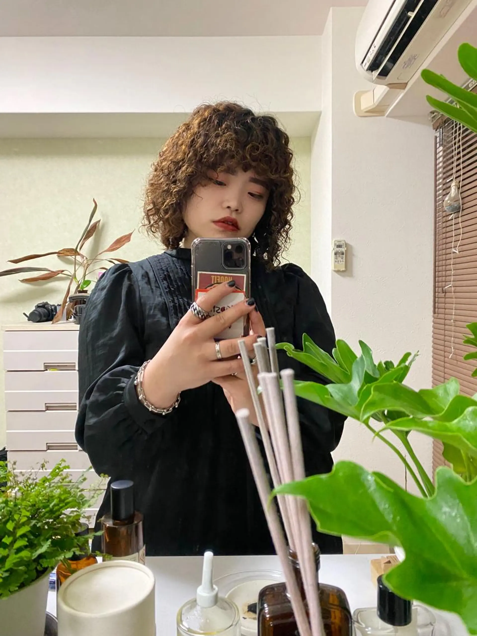 ミディアム パーマ BELLA阿部野 TOMOMIのヘアスタイル