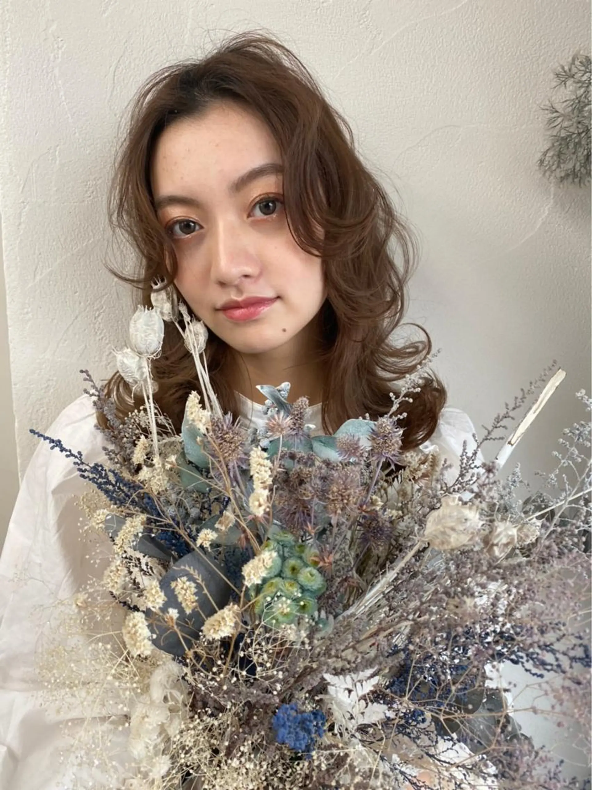 セミロング カラー ヘアアレンジ 橋本 彩花のマツエク・マツパデザイン