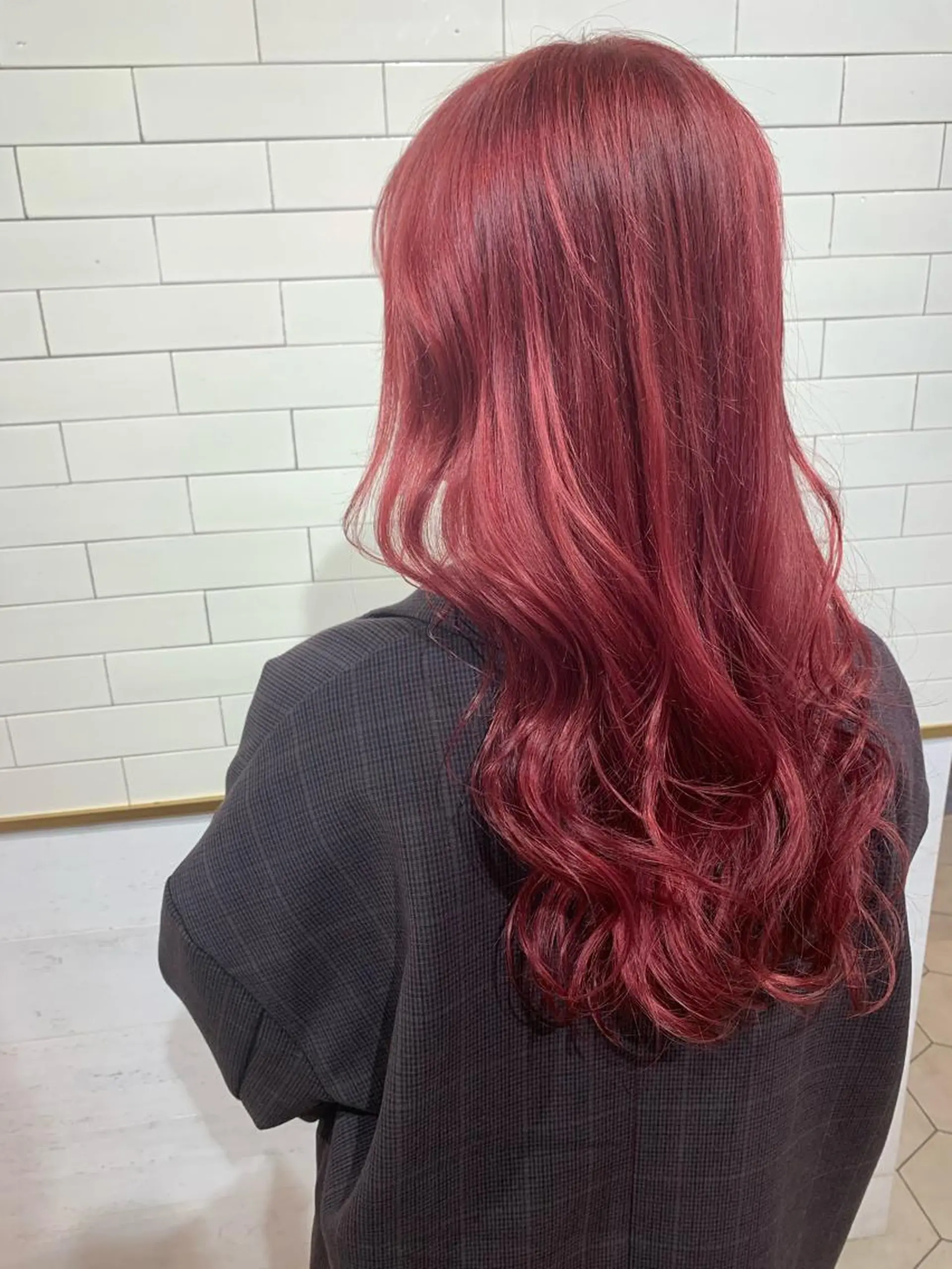 ロング カラー ボルドーカラー 透明感カラー イルミナカラー カット ヘアカラー トリートメント 🦋レイヤーカット ミドリカワ🦋のヘアスタイル