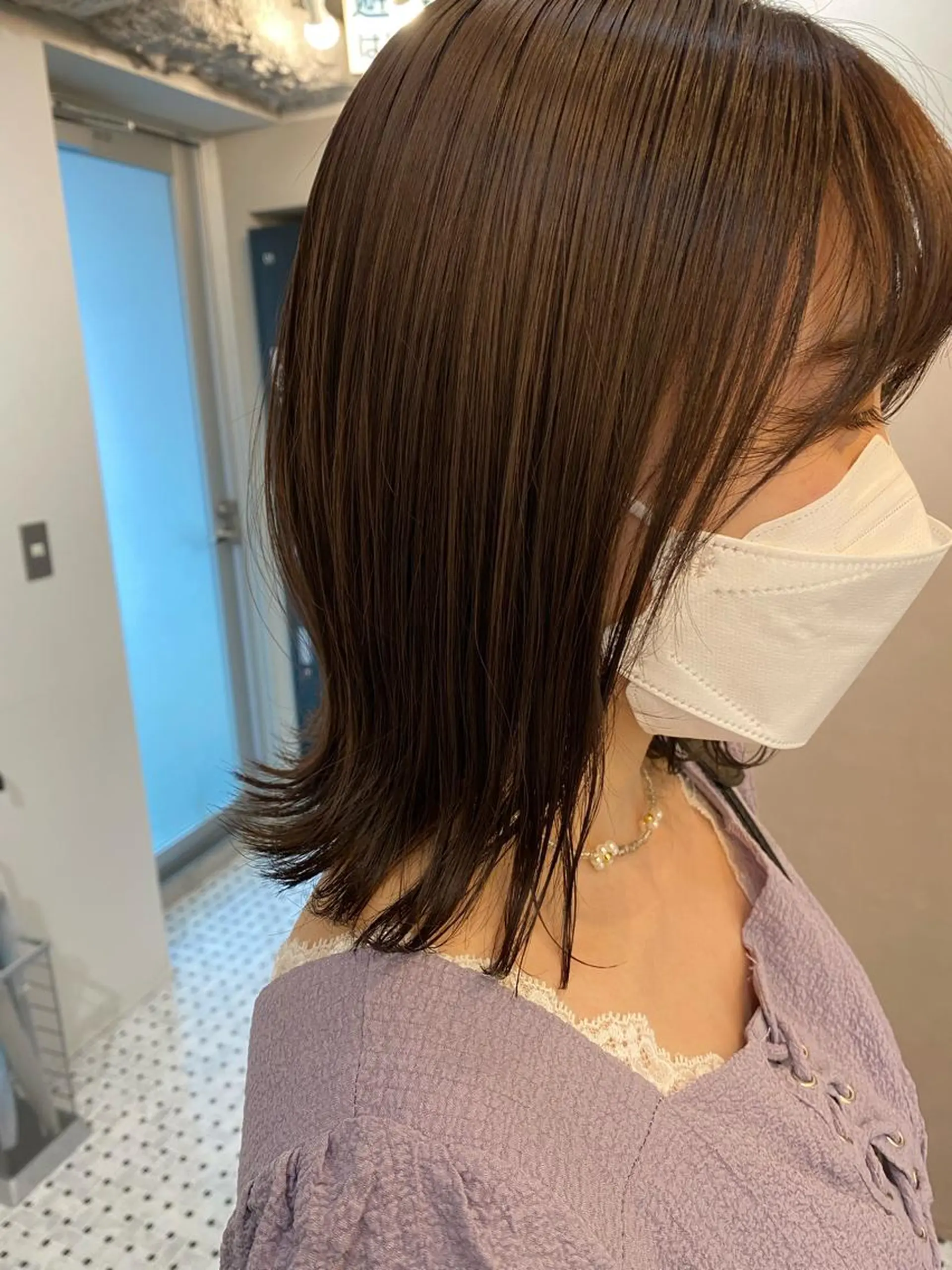 ミディアム 外ハネヘア louwe 武藤幸世のヘアスタイル