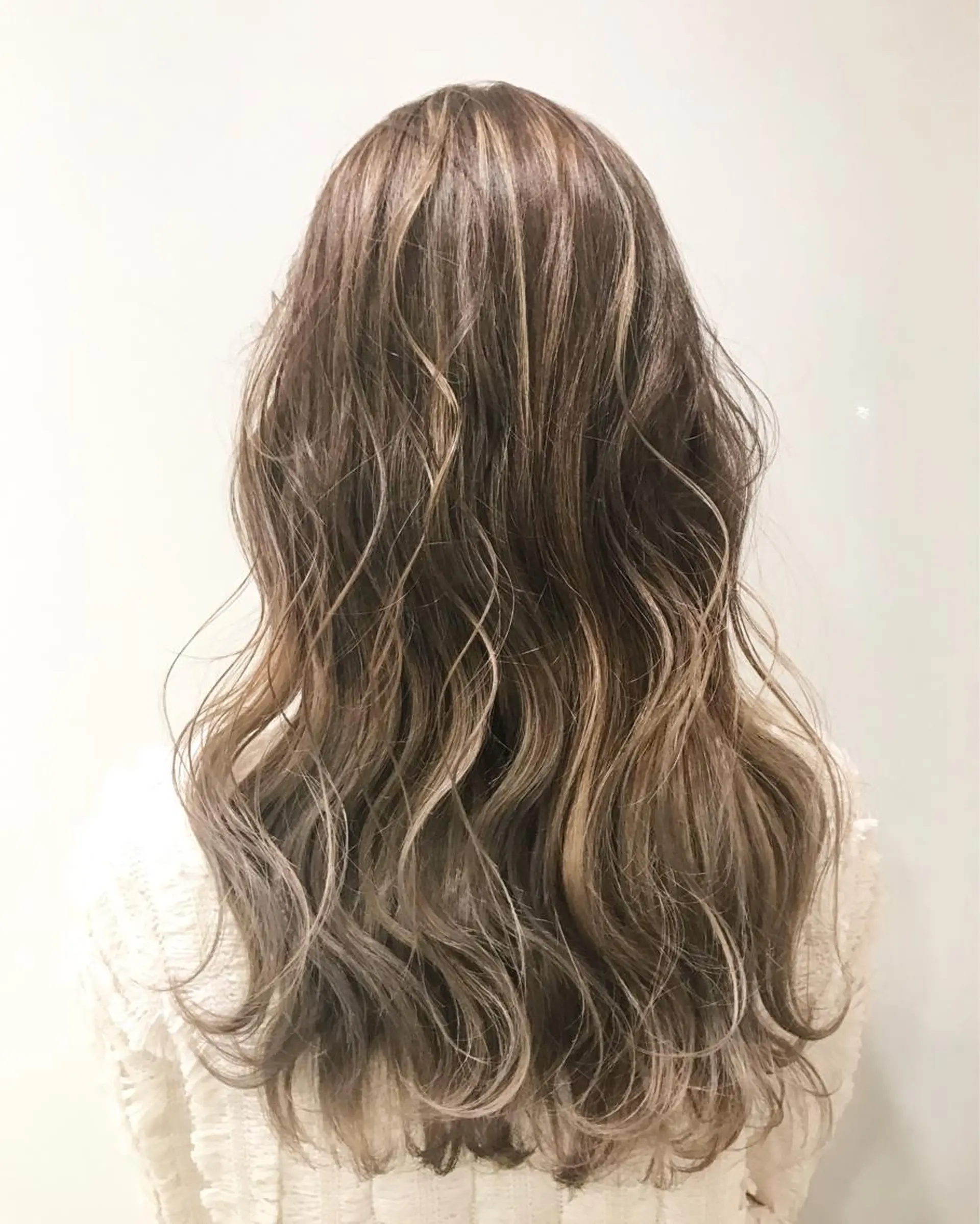 ロング カラー ヘアアレンジ ベージュカラー ブロンド グラデーションカラー ハイライトカラー ハイライト BANK'S hair所属・💐ケラチン 髪質改善寺坂雄飛💐のヘアスタイル