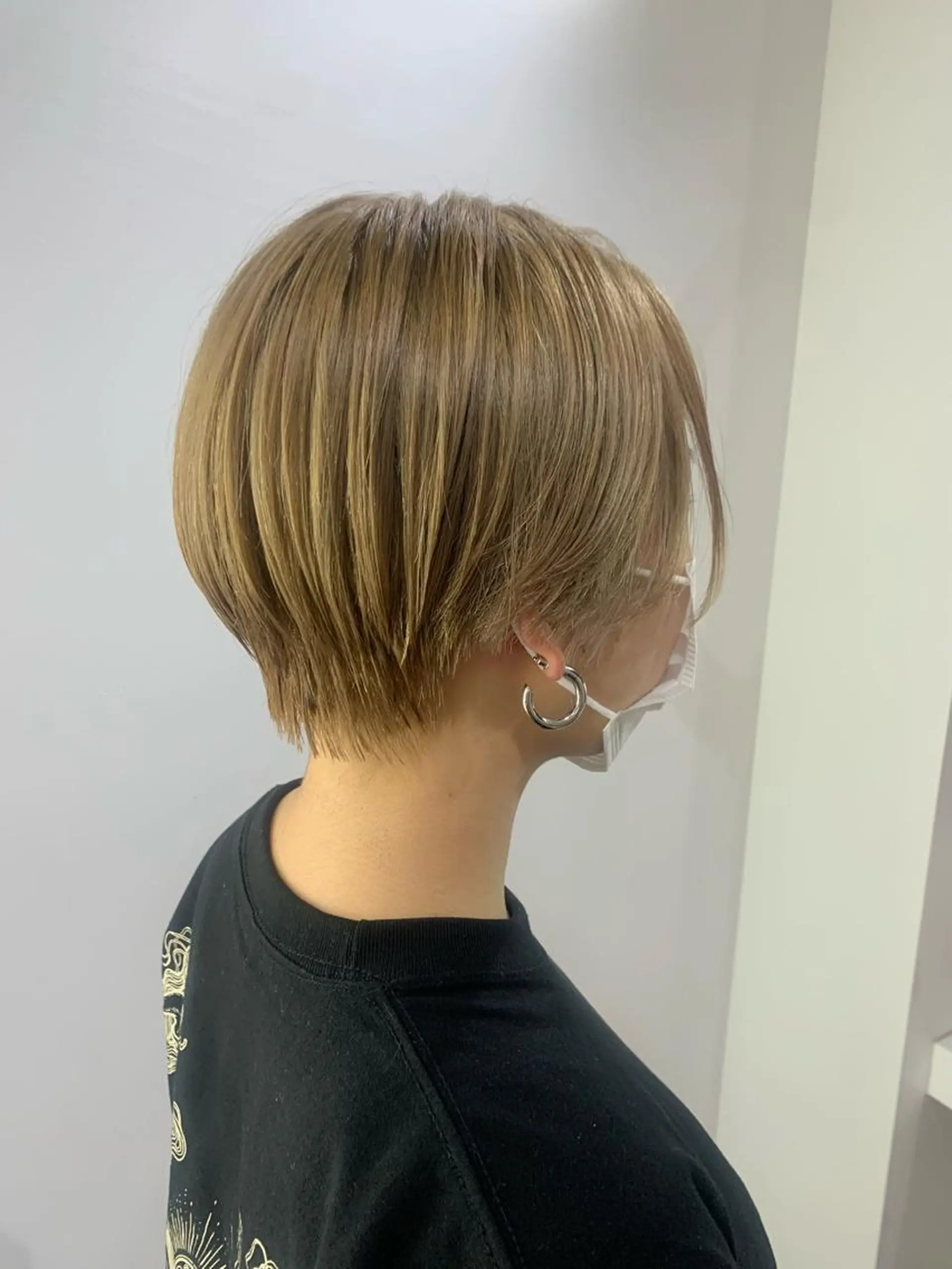 カラー ヘアアレンジ カット ヘアカラー 🧨ブリーチー×ボブ レイヤー💎じゅえるのヘアスタイル