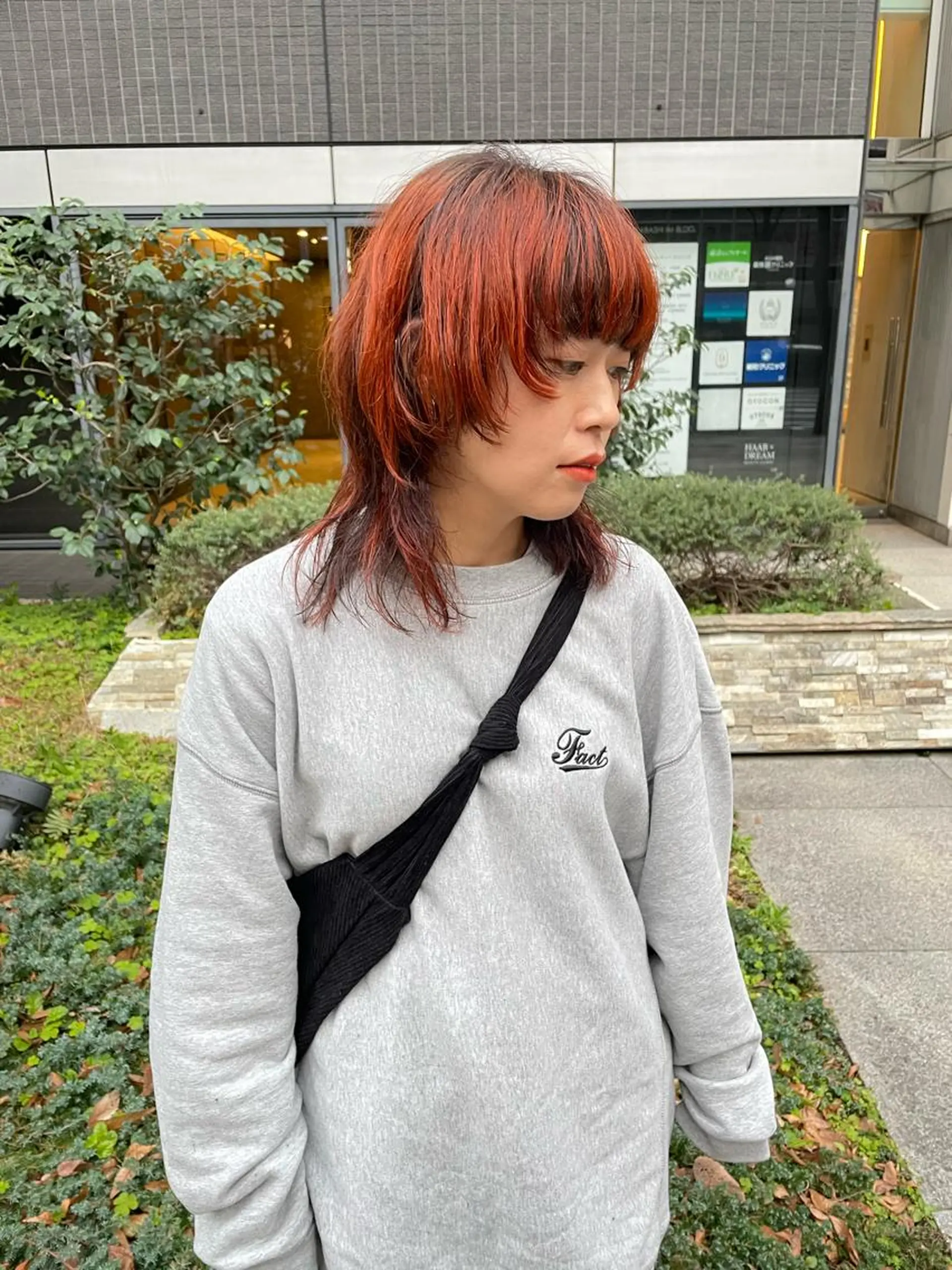 ミディアム カラー パーマ ヘアアレンジ メンズ キッズ ネイル マツエク・マツパ アイブロウ カット ヘアカラー トリートメント tatsumi/ボブ ウルフ/レイヤーのヘアスタイル