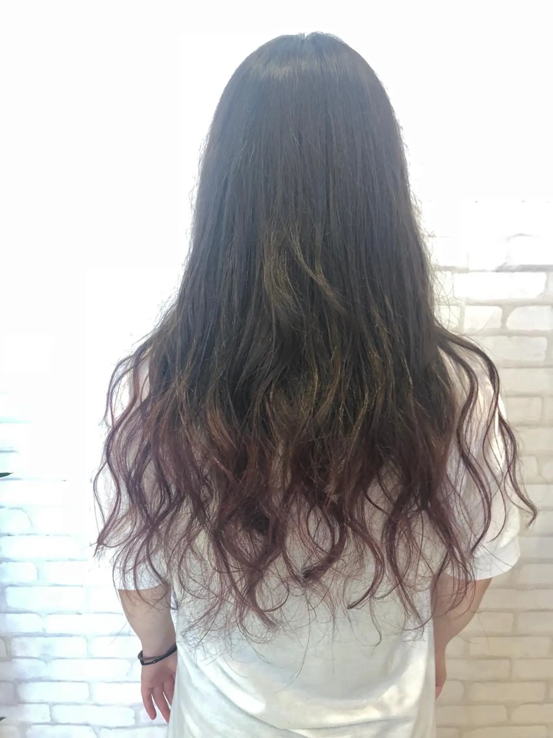 ロング カラー ブリーチ 学生 ロング 巣鴨髪質改善サロン 🌈NONOKAのヘアスタイル