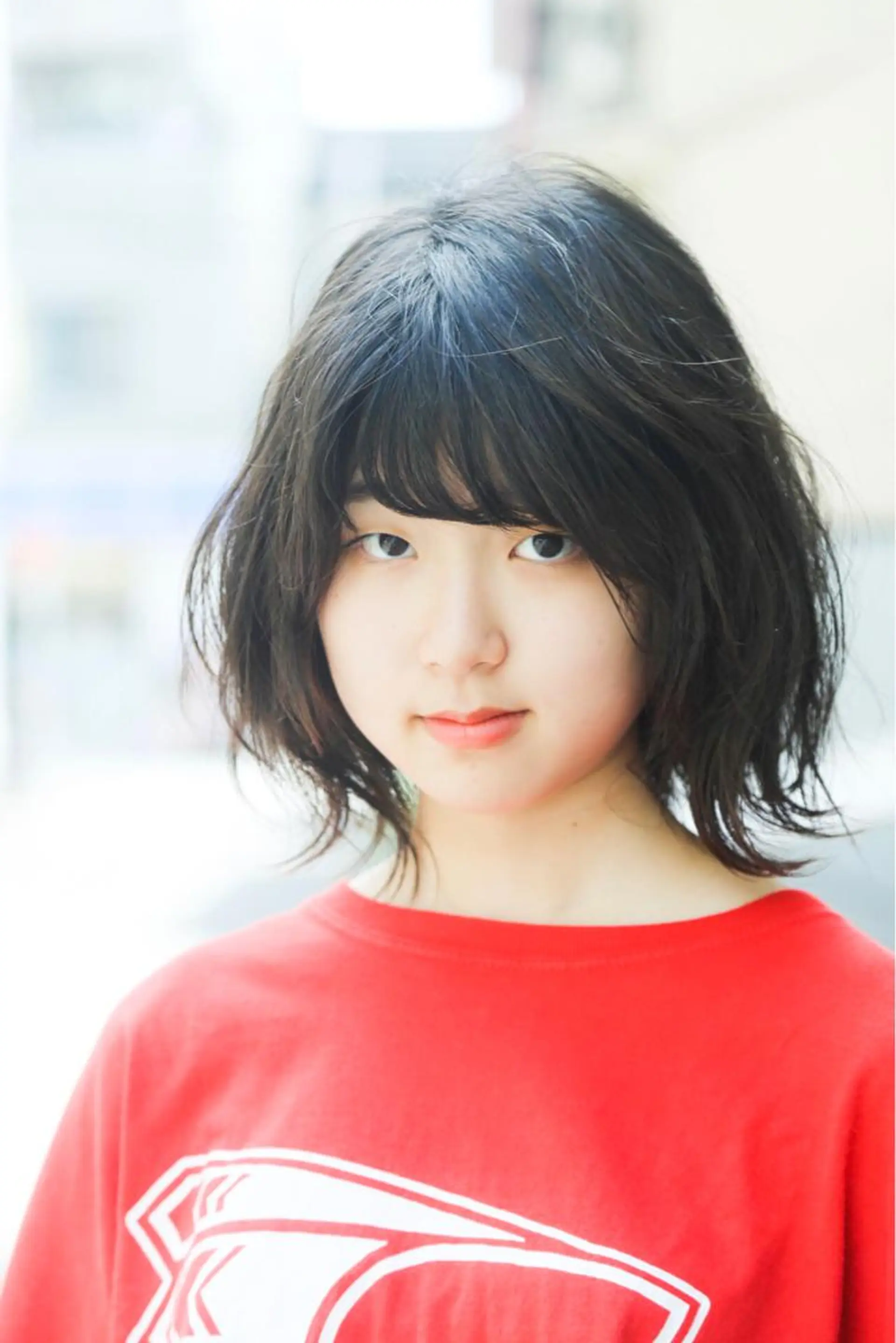 ミディアム ボブ オーストヘアージジ所属・TAI透明カラー 柔らかい縮毛矯正のヘアスタイル
