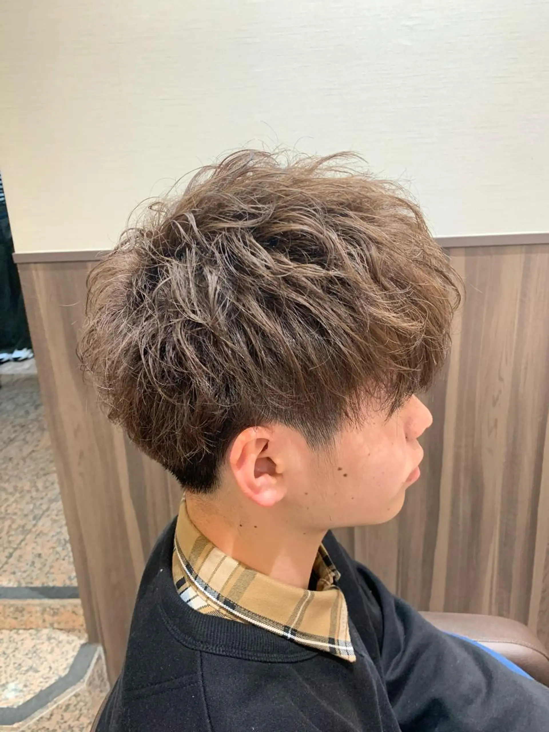 ショート パーマ メンズ マッシュ IwAsh中山所属・✂︎中山ブリーチ・ パーマ✂︎露木智也のヘアスタイル