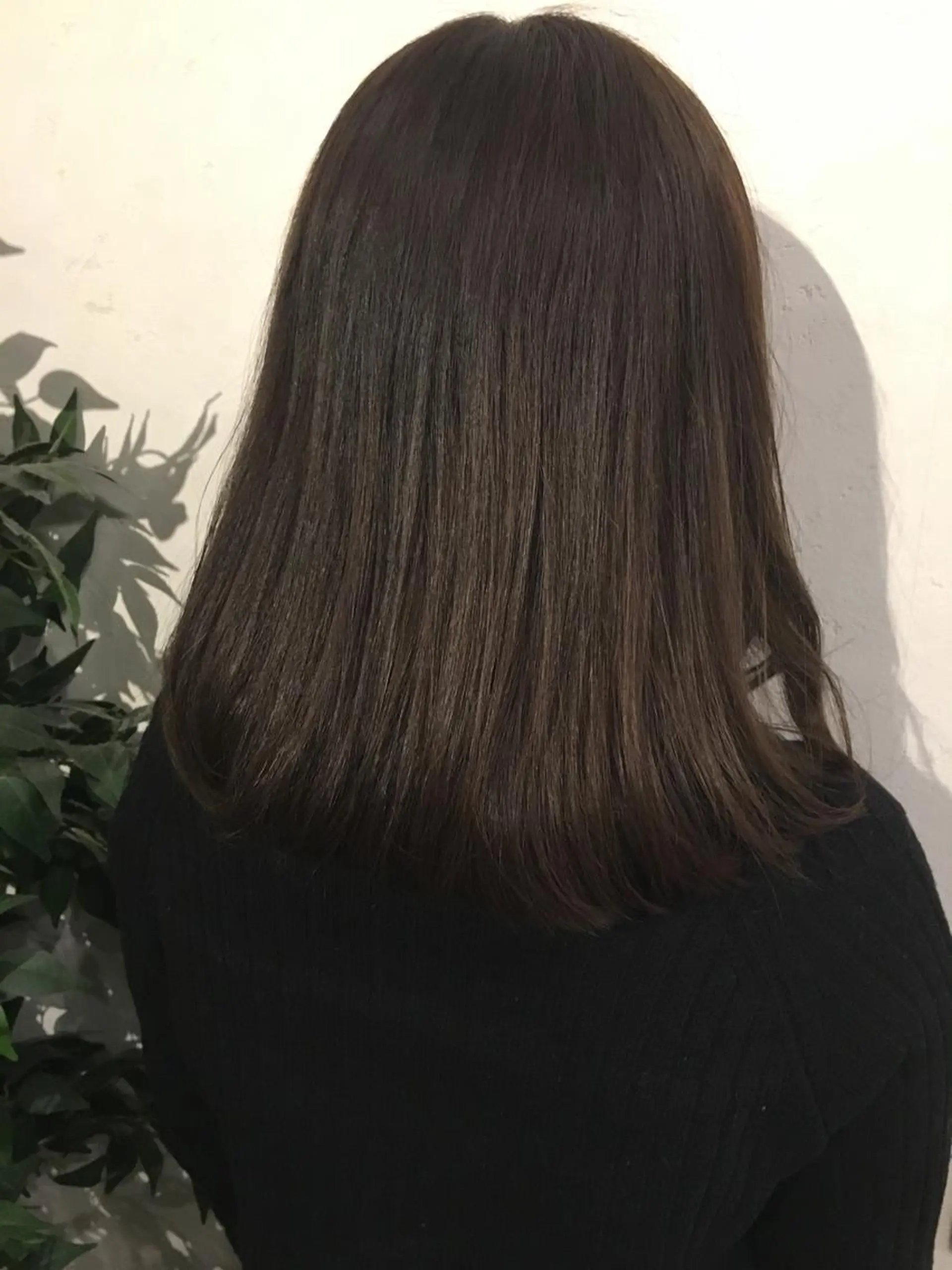 セミロング カラー グレージュ TOWA 野村　コウダイのヘアスタイル