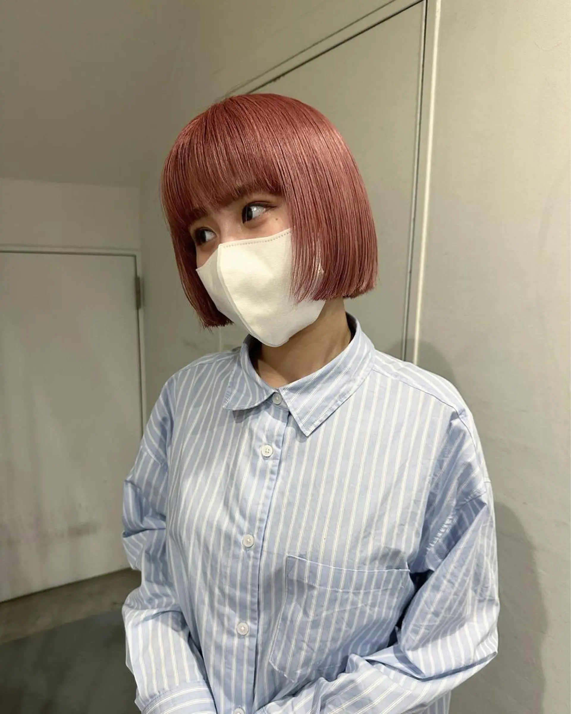 ショート カラー ピンクカラー 似合わせカット ヘアカラー hen所属・心斎橋/レイヤー/ ブリーチ/モエのヘアスタイル