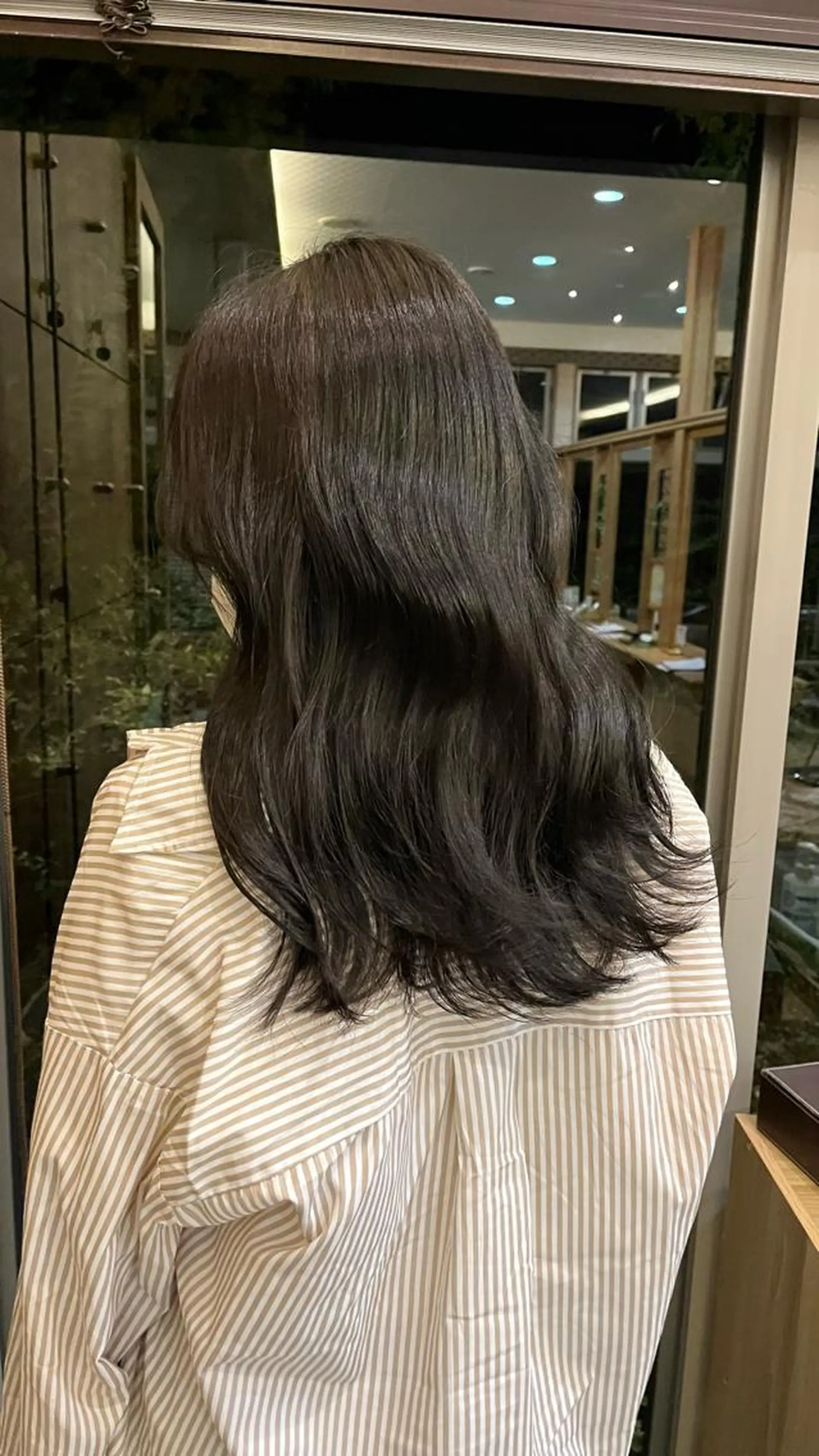 セミロング カラー ヘアアレンジ 黒髪 栗林 姫花のヘアスタイル