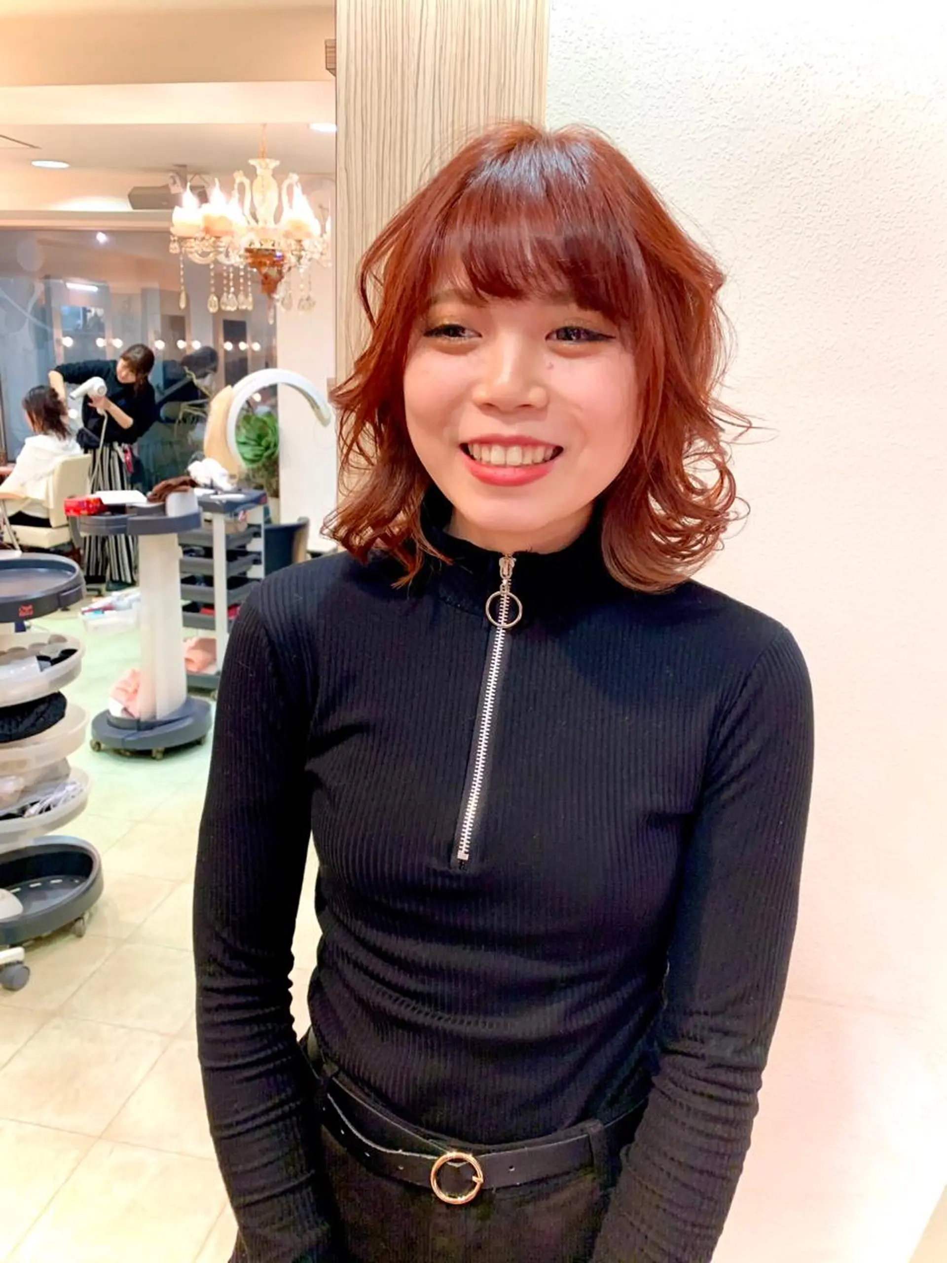 ミディアム カラー オレンジ ピンクカラー nishimura makotoのヘアスタイル