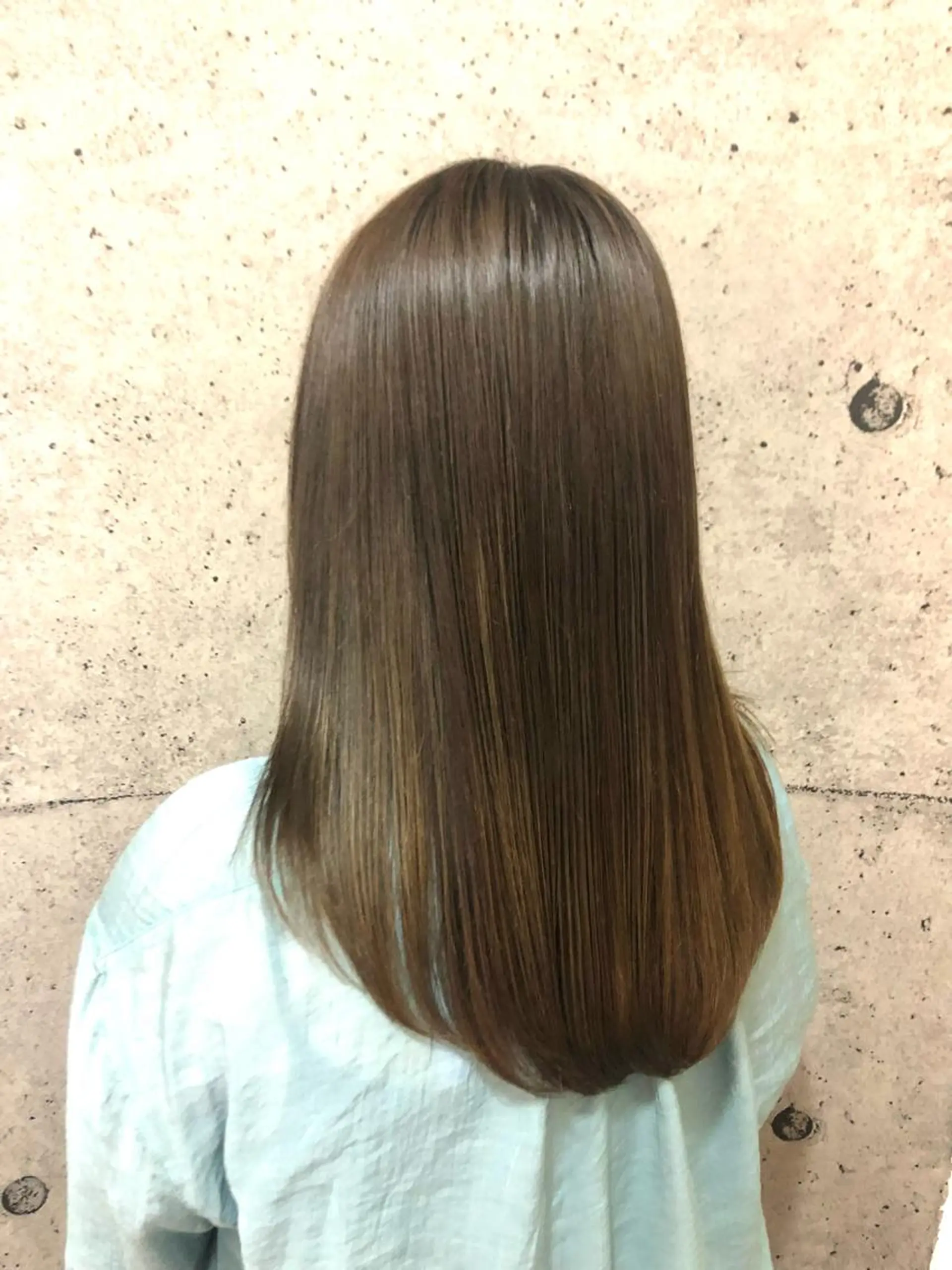 ロング カット 縮毛矯正 トリートメント 🦋透明感 艶カラー Rie🦋のヘアスタイル