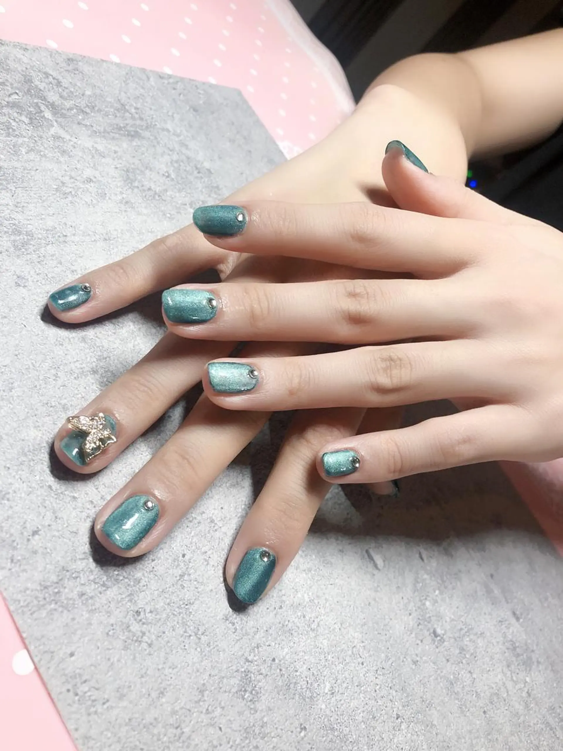 ネイル マグネットネイル Fairyフェアリーネイルサロン所属・Fairy フェアリーネイルのネイルデザイン