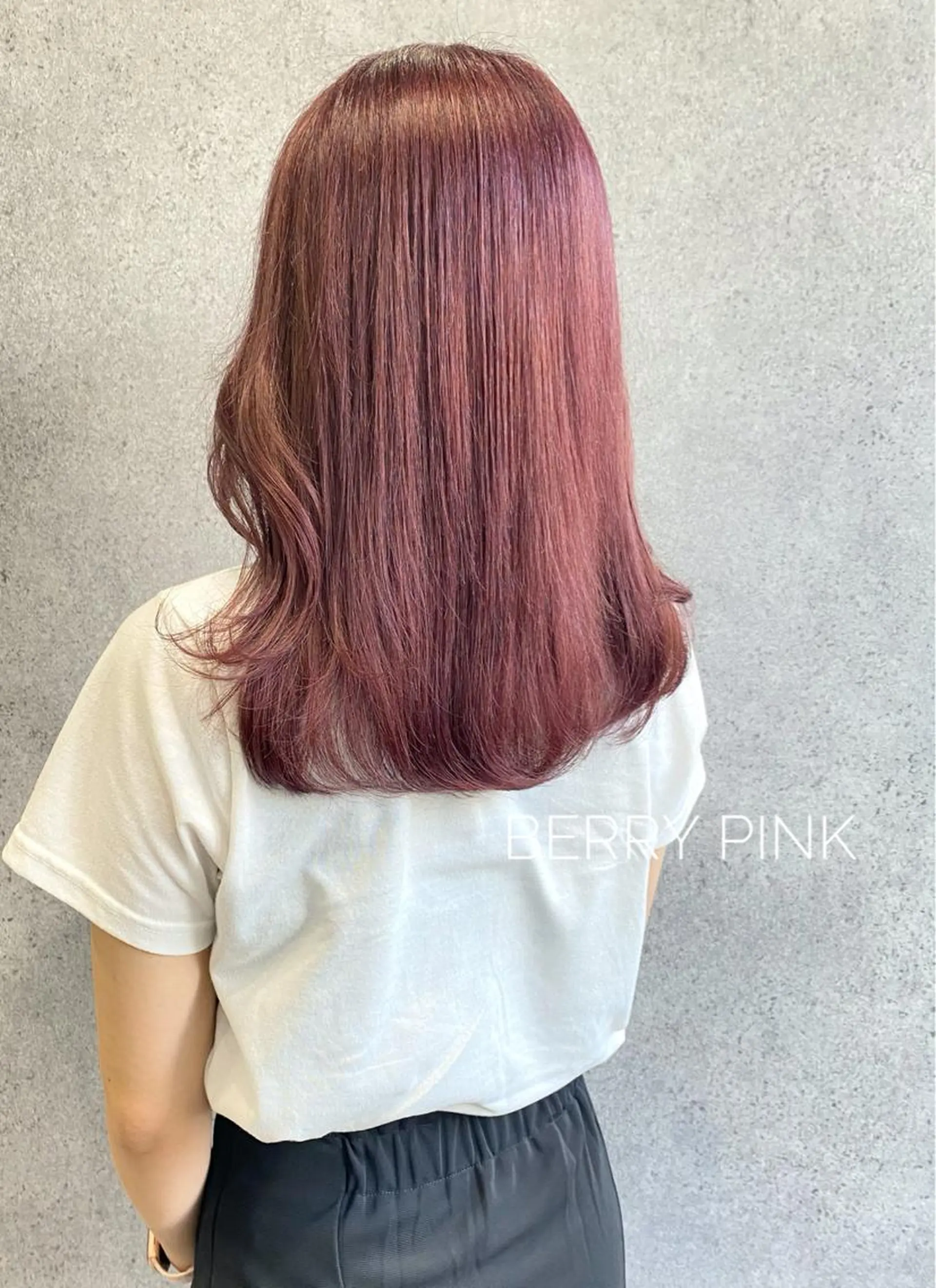 セミロング カラー clomus所属・YUKA艶髪 🌸寛ぎ部屋のヘアスタイル