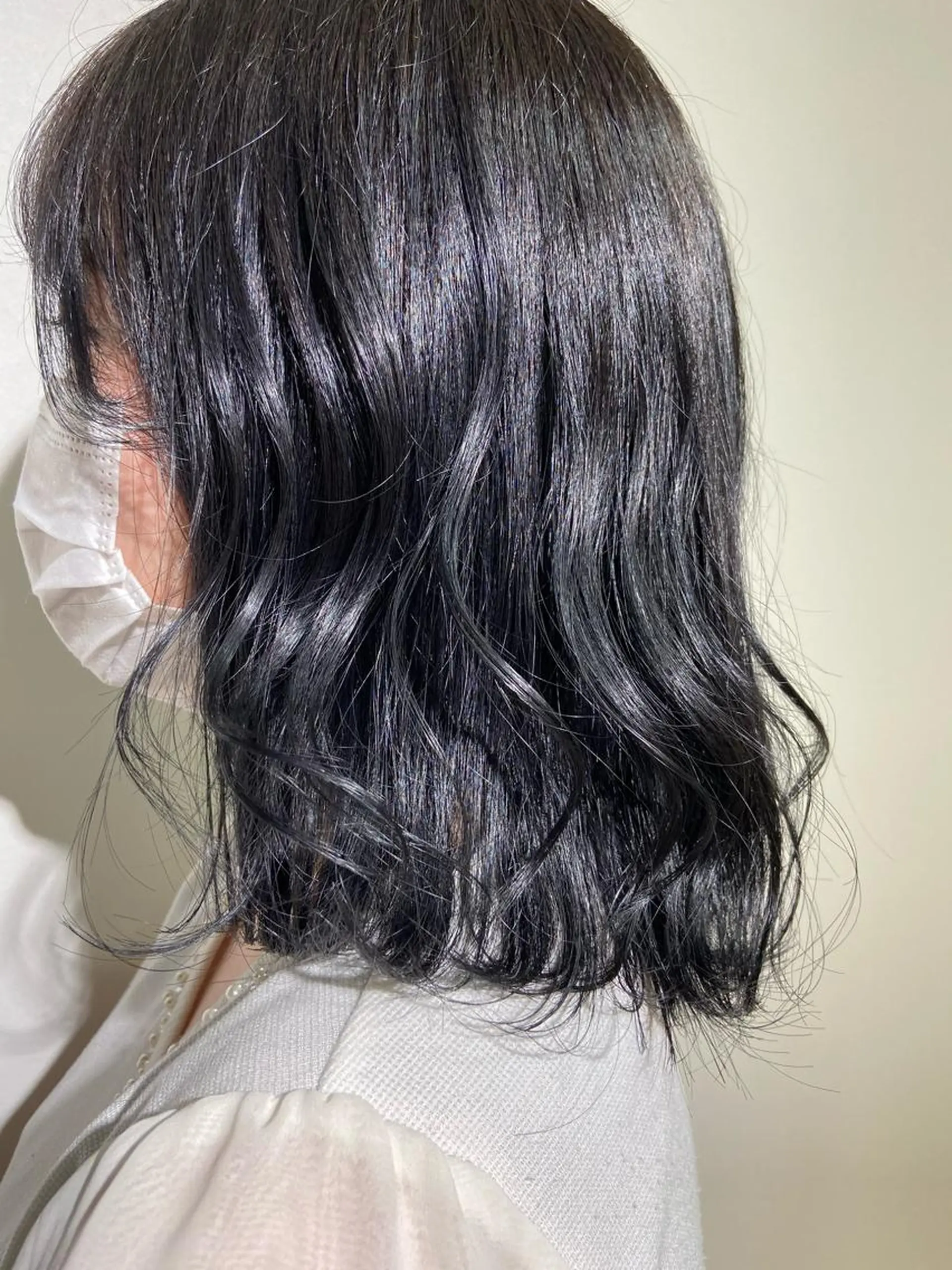 カラー 黒髪 ブルーカラー ブルーブラック lico hair&relaxation所属・lico 栁 詩音のマツエク・マツパデザイン