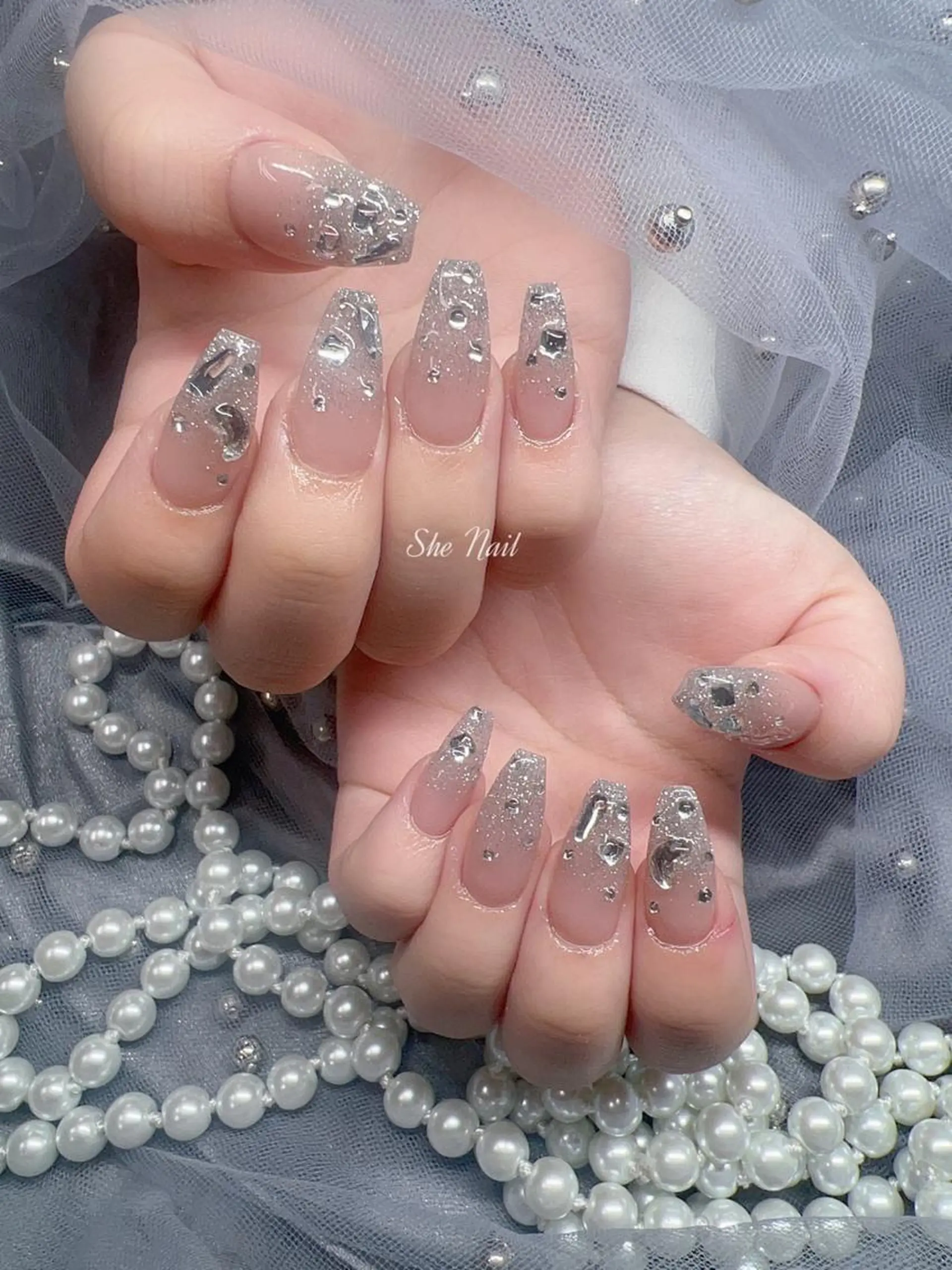 ネイル チークネイル 長さ出し マグネットネイル 持ち込み ワンカラーネイル She   Nail所属・ISA_ BELLAのネイルデザイン