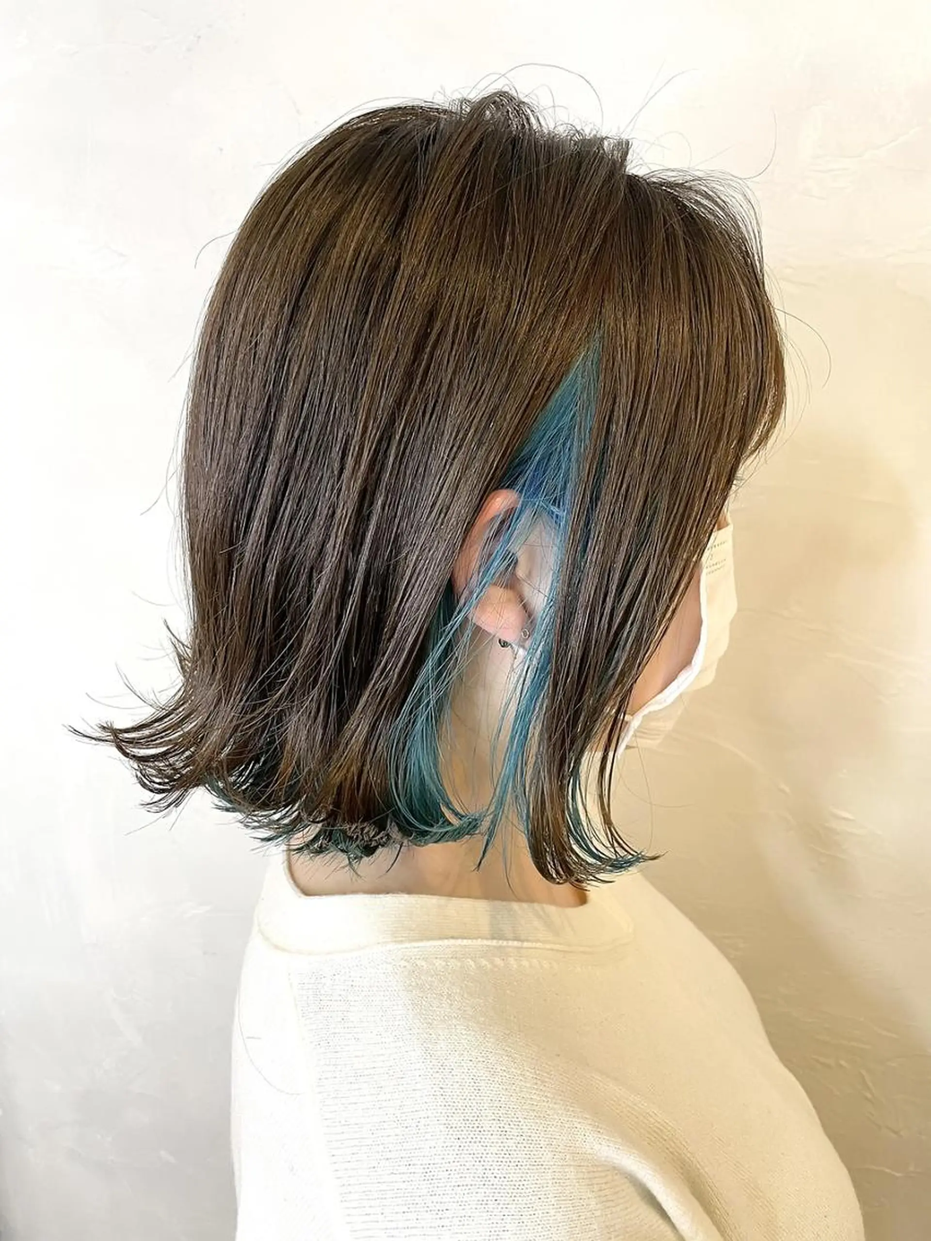 ショート カラー ブルーカラー インナーカラー 外ハネヘア ANGELICA LABO 梅田店のヘアスタイル