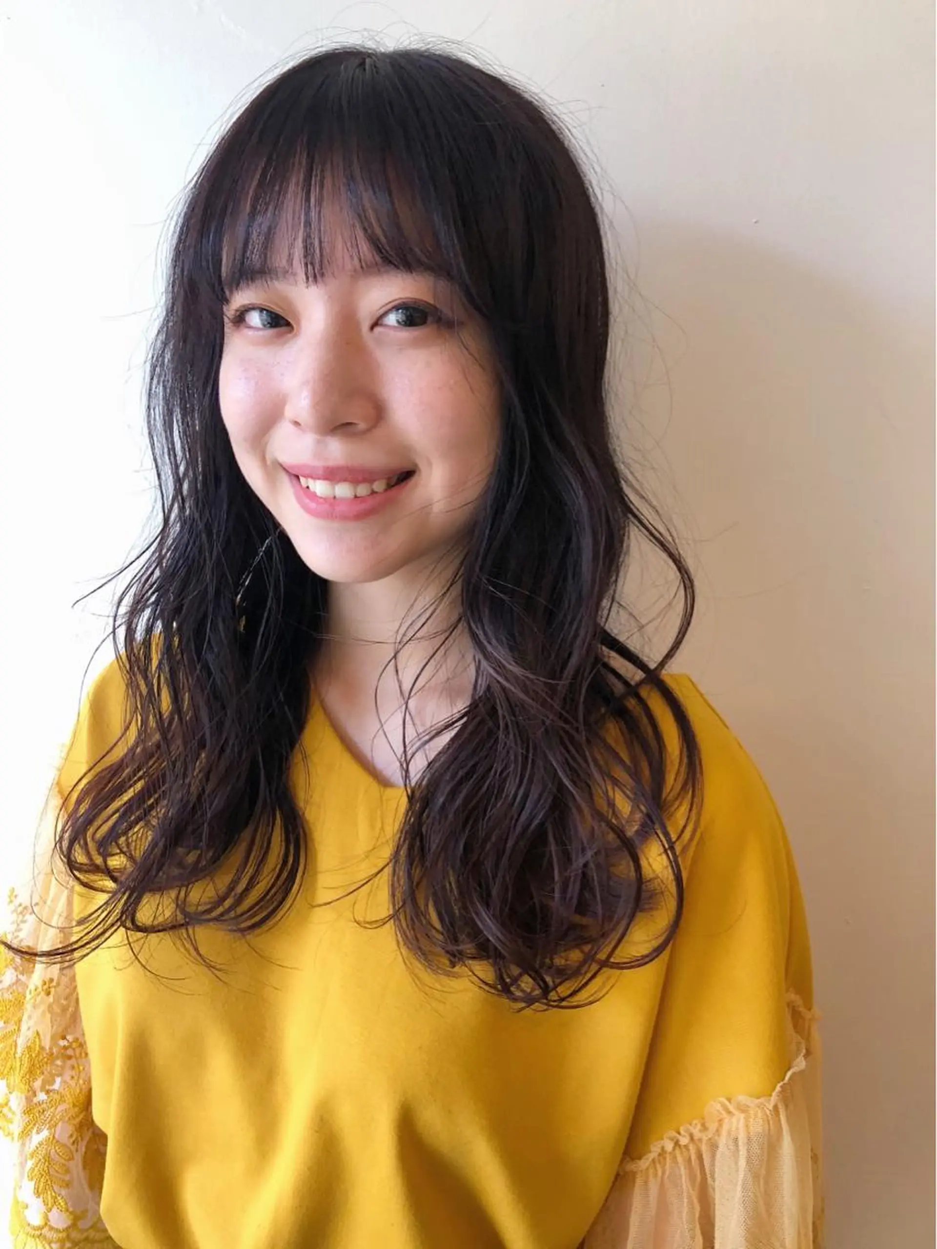 セミロング カラー 安藤 佑衣のヘアスタイル