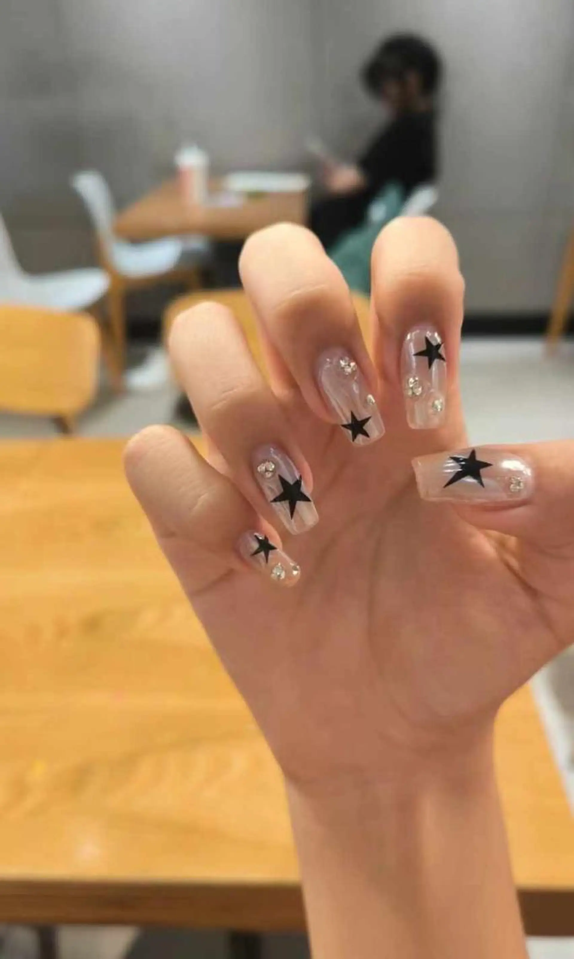 ネイル VIVIAN エイのネイルデザイン