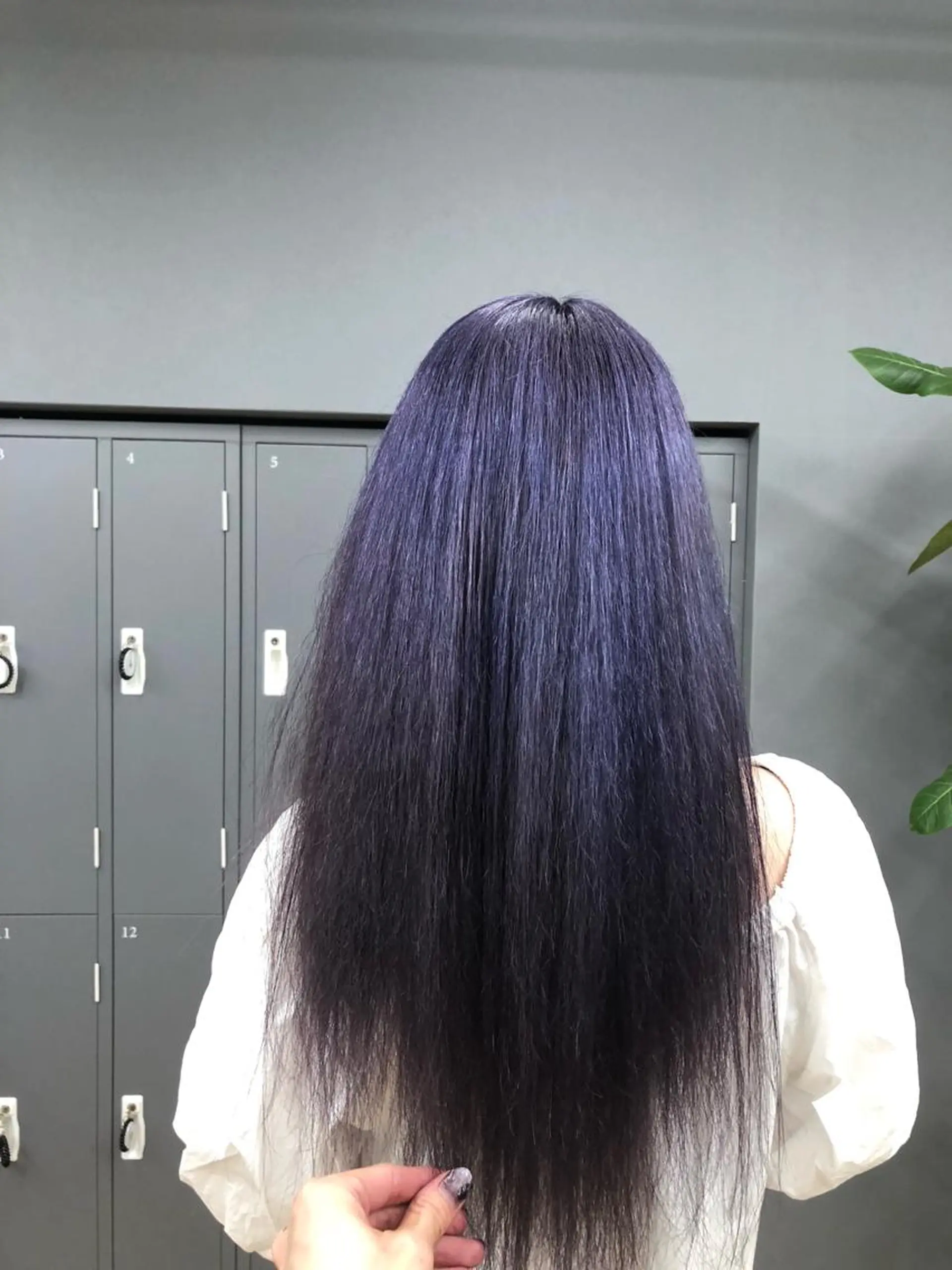ロング カラー パープルカラー シルバー GIEN 末吉 海斗のヘアスタイル