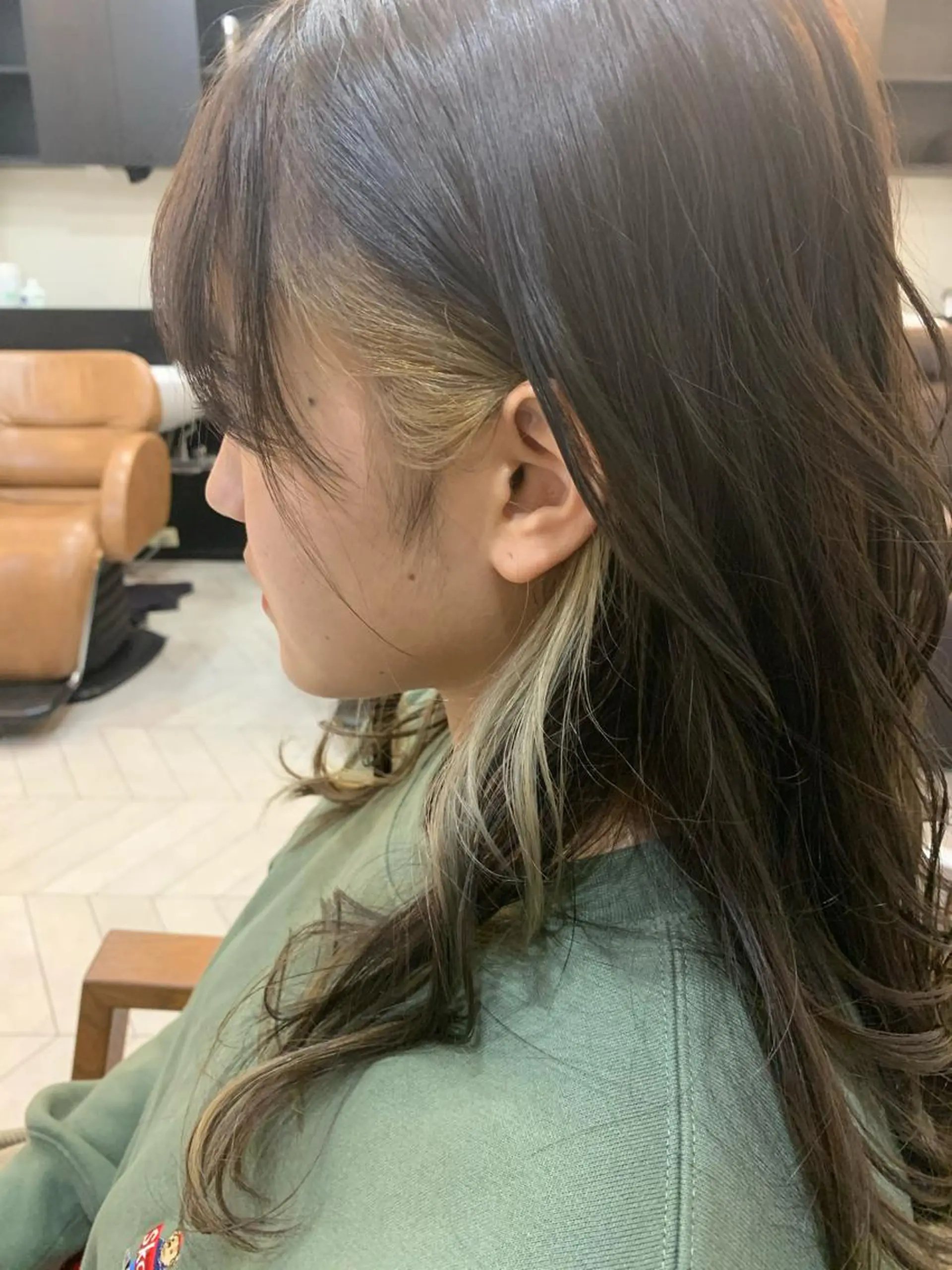 ロング カラー イヤリングカラー est hair Ameri 松戸西口店所属・est  店長 ✂︎高橋✂︎のヘアスタイル