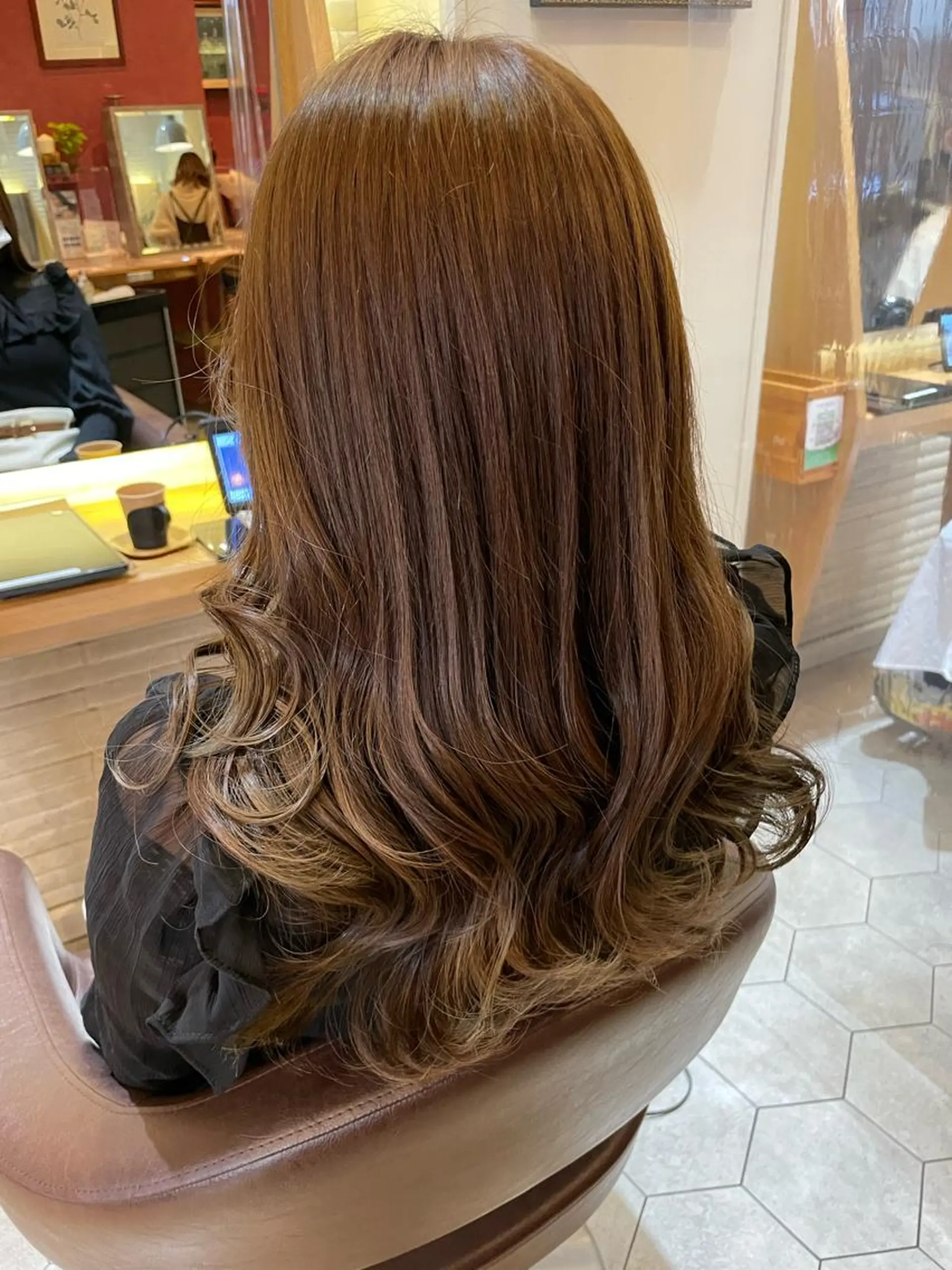 ミディアム ヨシンモリ 韓国風ヘア カット ヘアカラー 木村 美穂のヘアスタイル