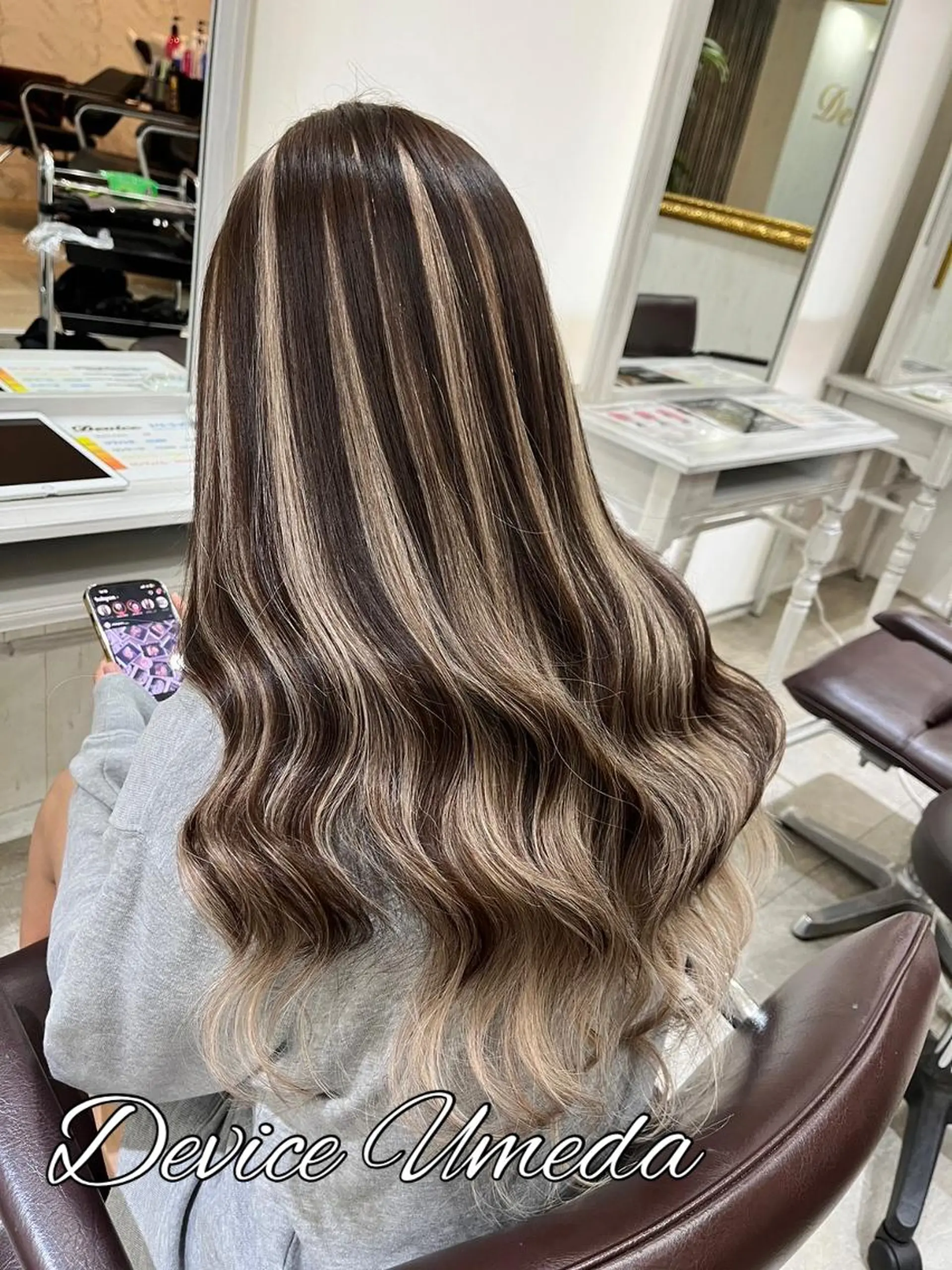 ロング カラー ヘアアレンジ ヘアカラー トリートメント エクステ エクステ地域最安値★ Device梅田のヘアスタイル