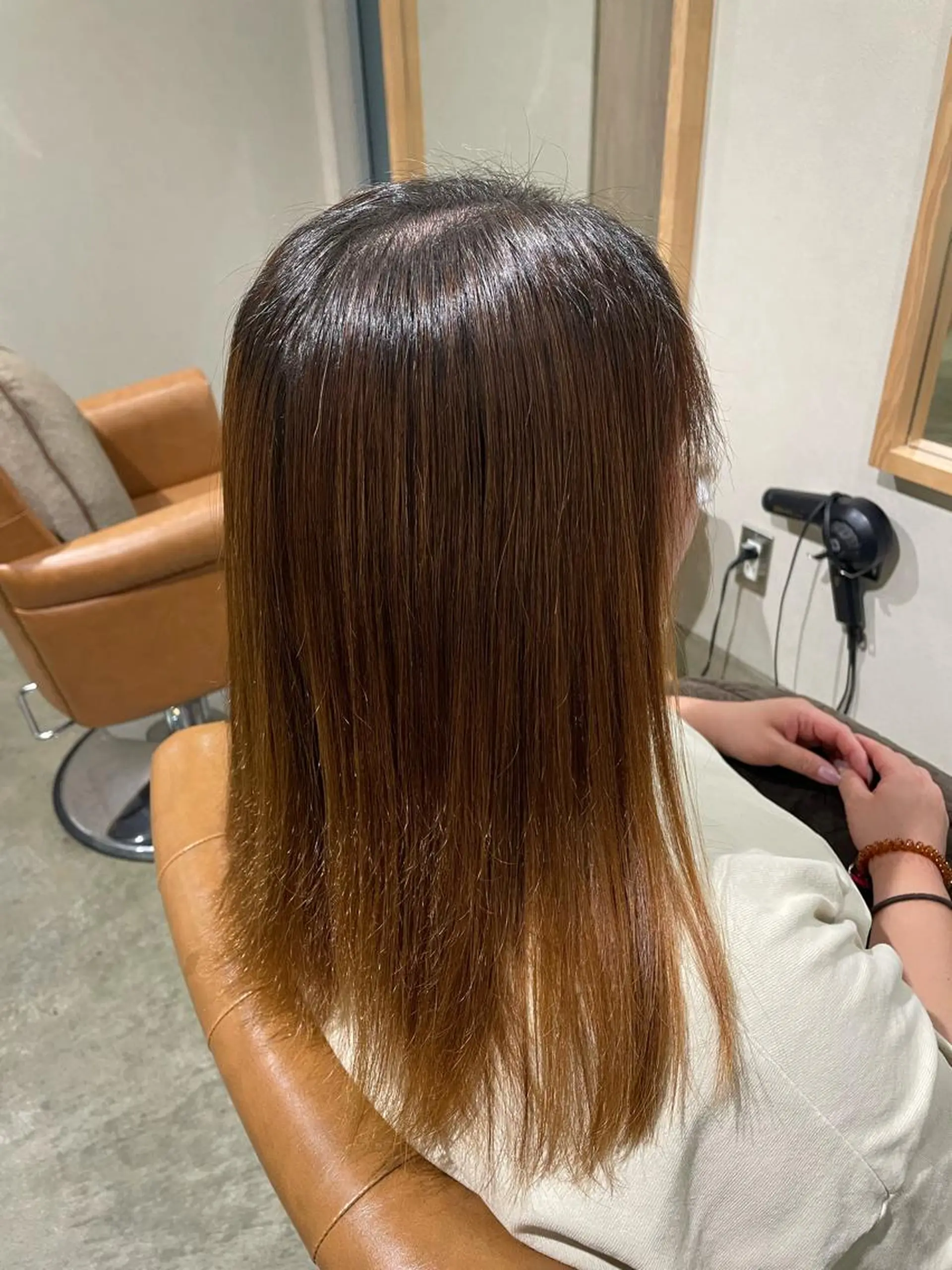 縮毛矯正 まつやま さおりのヘアスタイル
