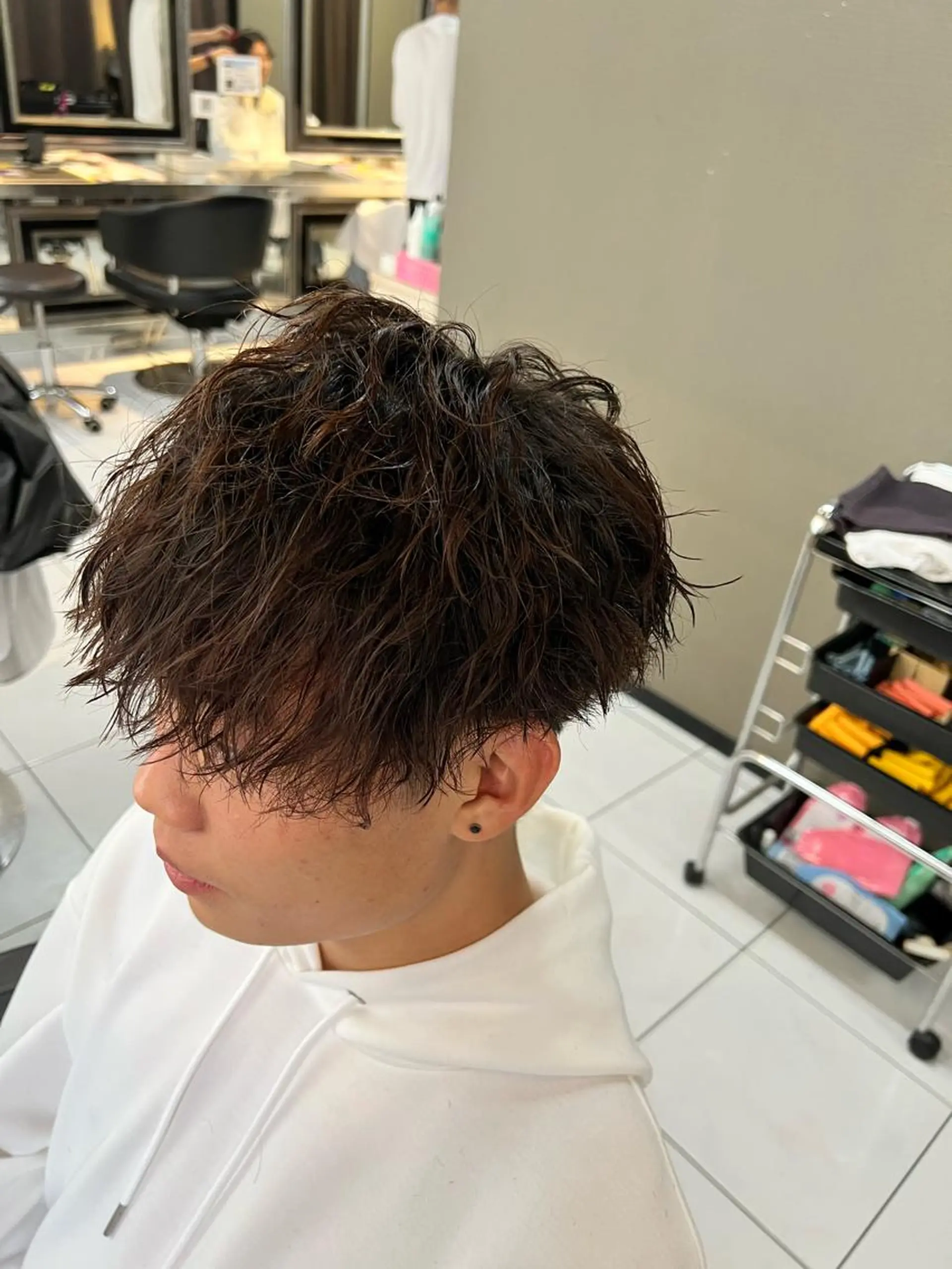 パーマ メンズ センターパート フェードカット カルマパーマ マッシュ メンズパーマ カット パーマ パーマ特化美容師 茂木広幸のヘアスタイル