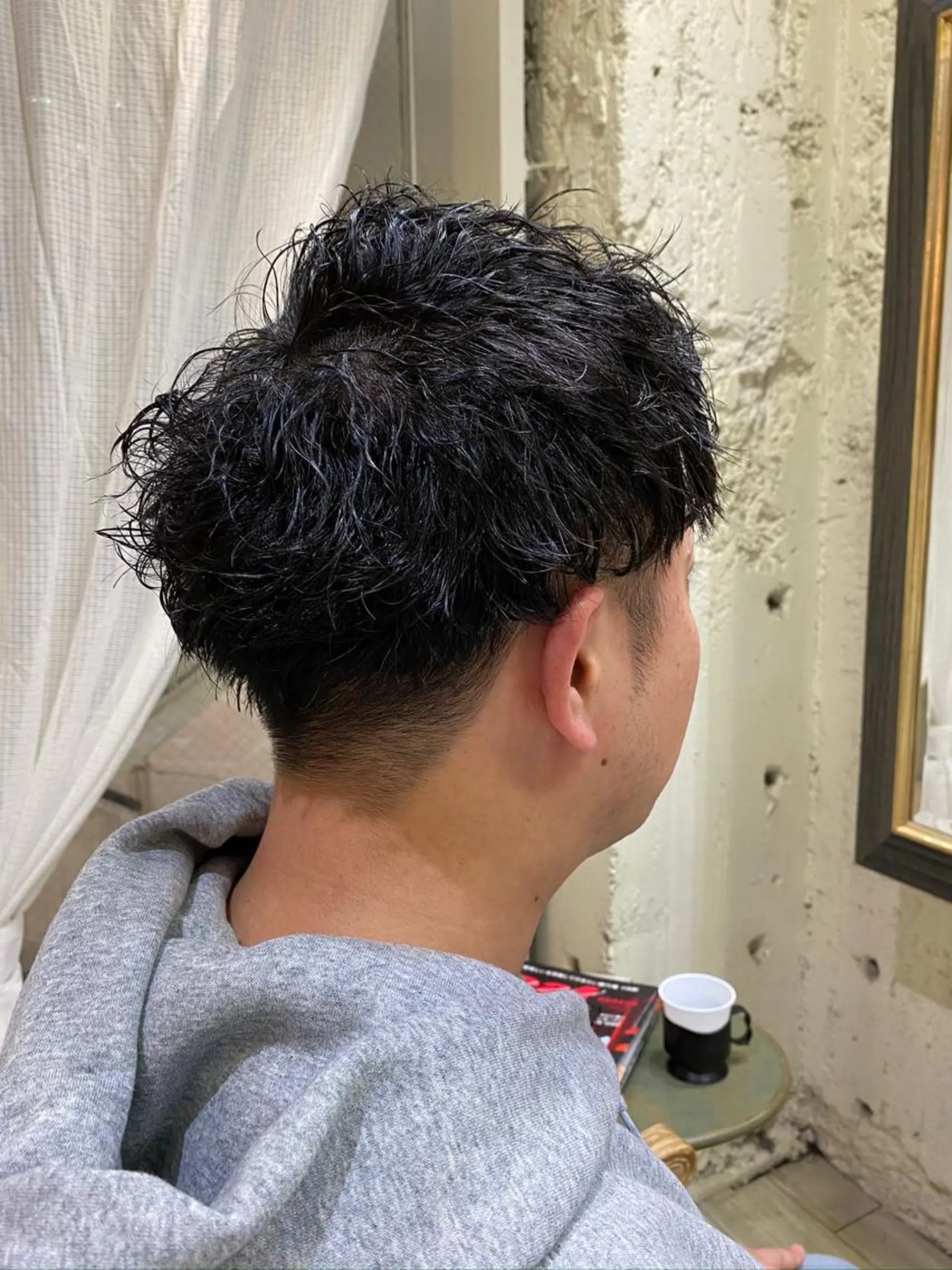 ショート パーマ メンズ メンズパーマ ツイストスパイラルパーマ スパイラルパーマ HAIR BASE ZAWAWA所属・レイヤー/ブリーチ｜ 特殊パーマ/赤澤のヘアスタイル
