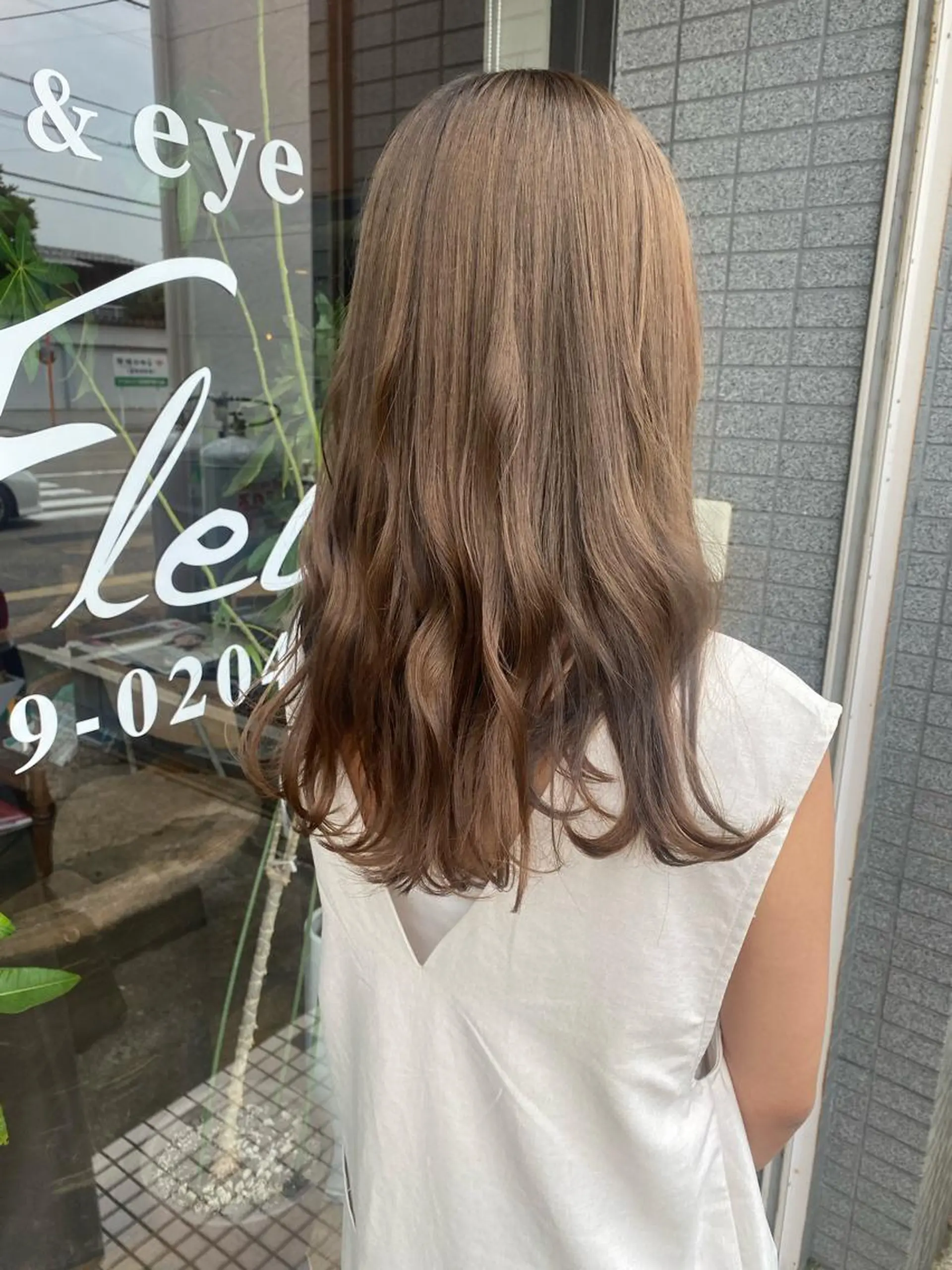 セミロング Un Fleur所属・立野 希沙のヘアスタイル