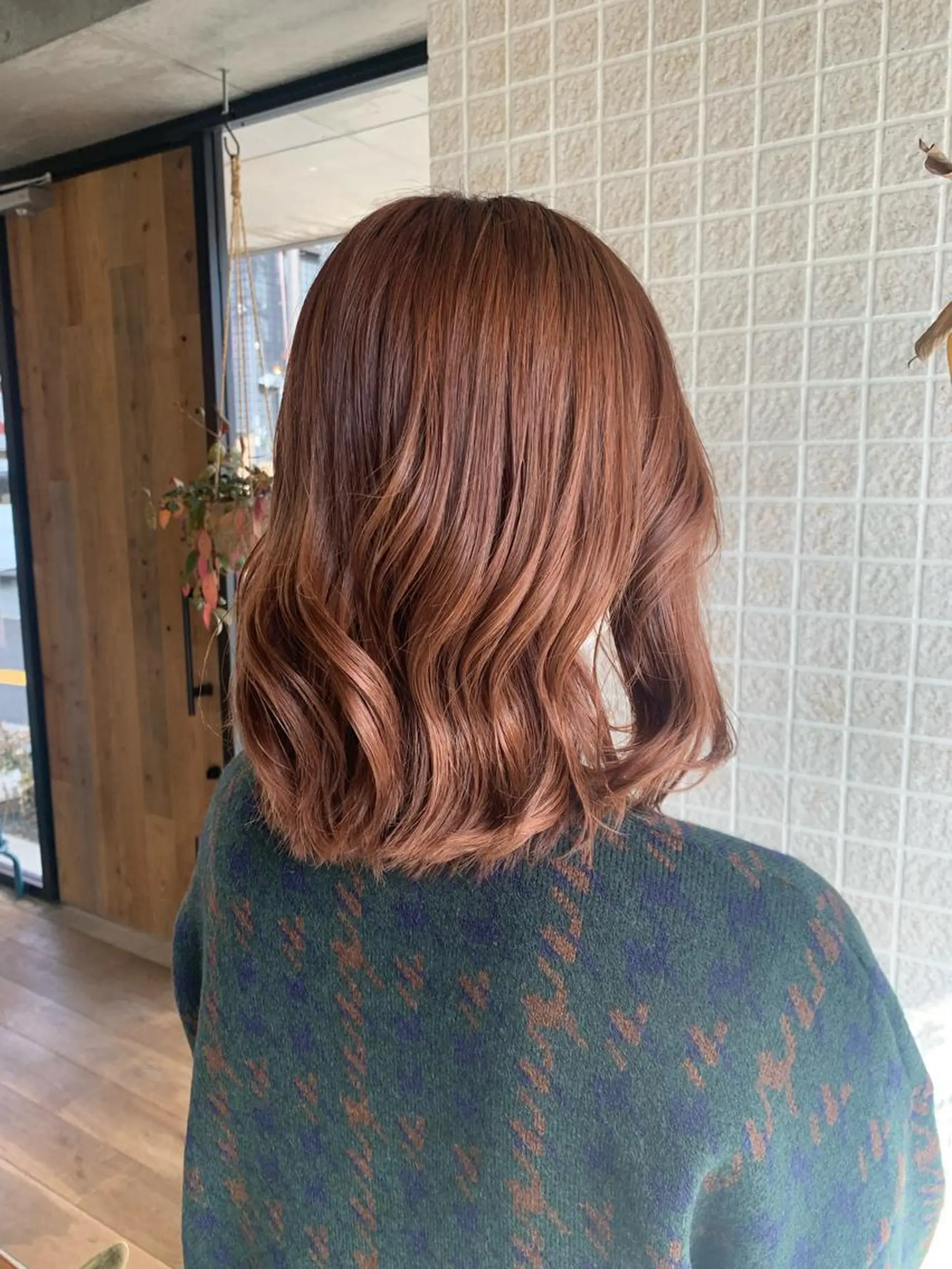 ミディアム ヘアカラー FERIA 池田 比嘉あゆ美のヘアスタイル