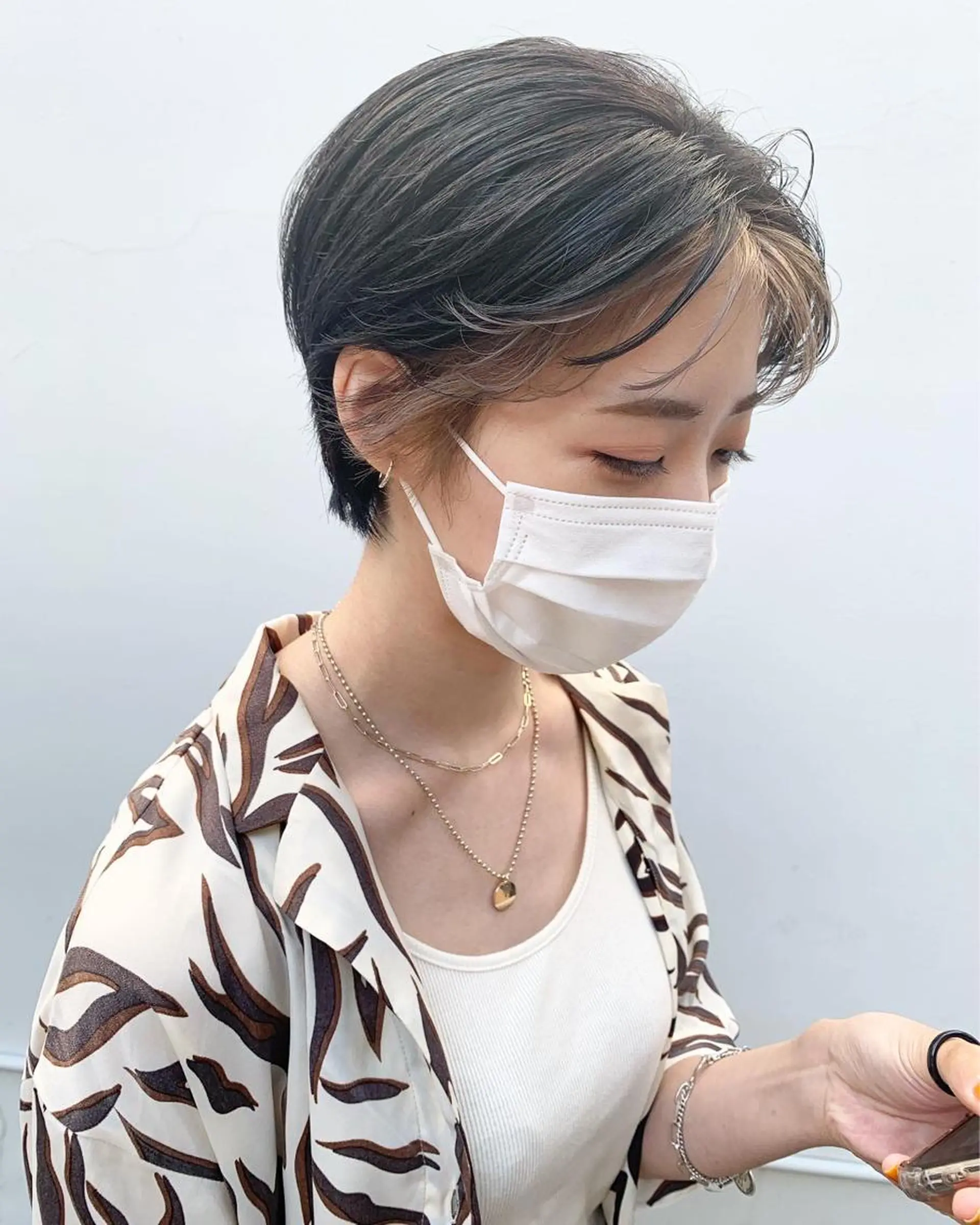 ショート カラー ミストバング  フェイスフレーミング tension 【テンション】のヘアスタイル