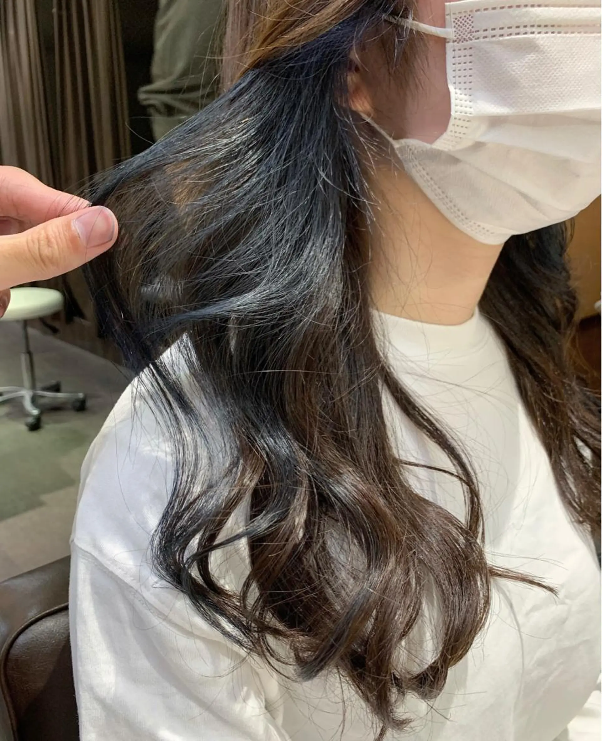 カラー エミュスト心斎橋所属・🎨カラー&髪質改善 職人　松葉優希のヘアスタイル
