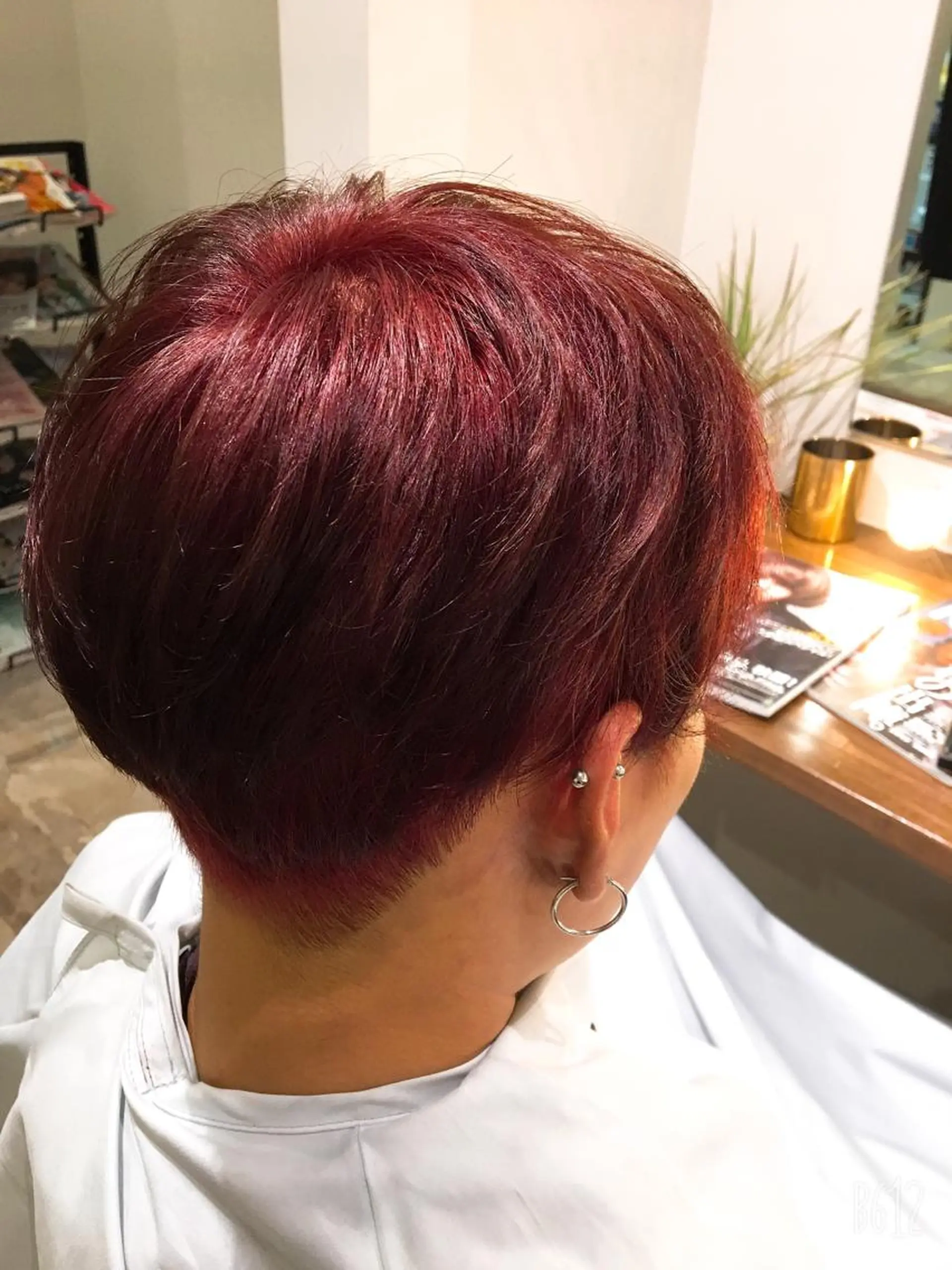 カラー ヘアカラー オカダ サヤカのヘアスタイル