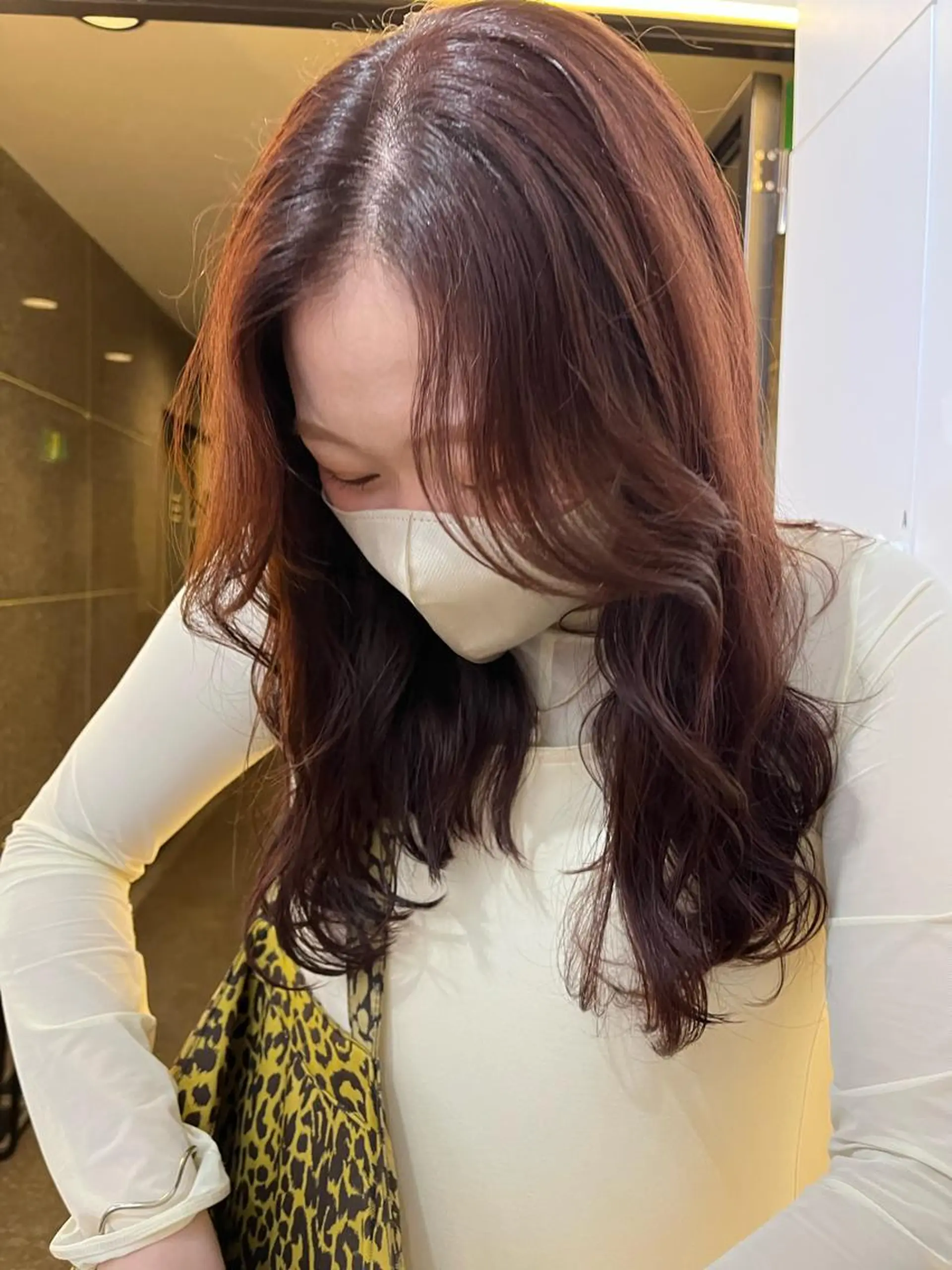 セミロング カラー ブラウンカラー ピンクカラー ピンクブラウン ヘアカラー トリートメント 暖色/まろベージュ/ シカタユウカのヘアスタイル