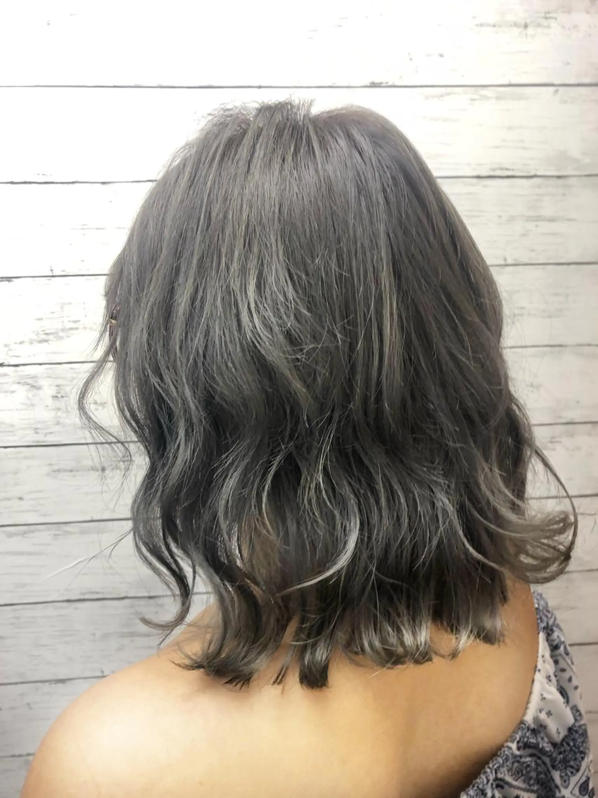 ミディアム カラー ヘアカラー ヘアセット 韓国ヘア🤍髪質改善 🇰🇷AKANEのヘアスタイル