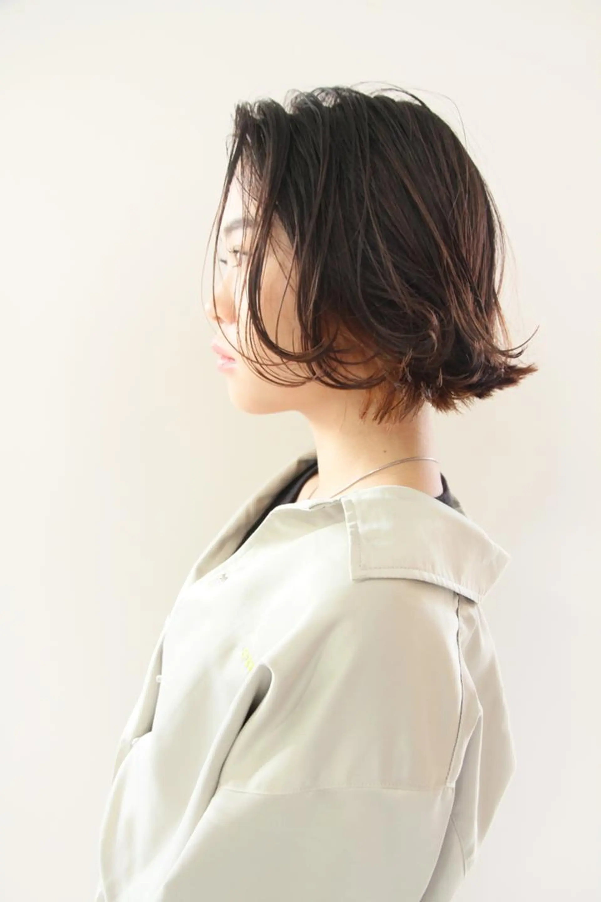 ミディアム ニシウエ ヒロキのヘアスタイル