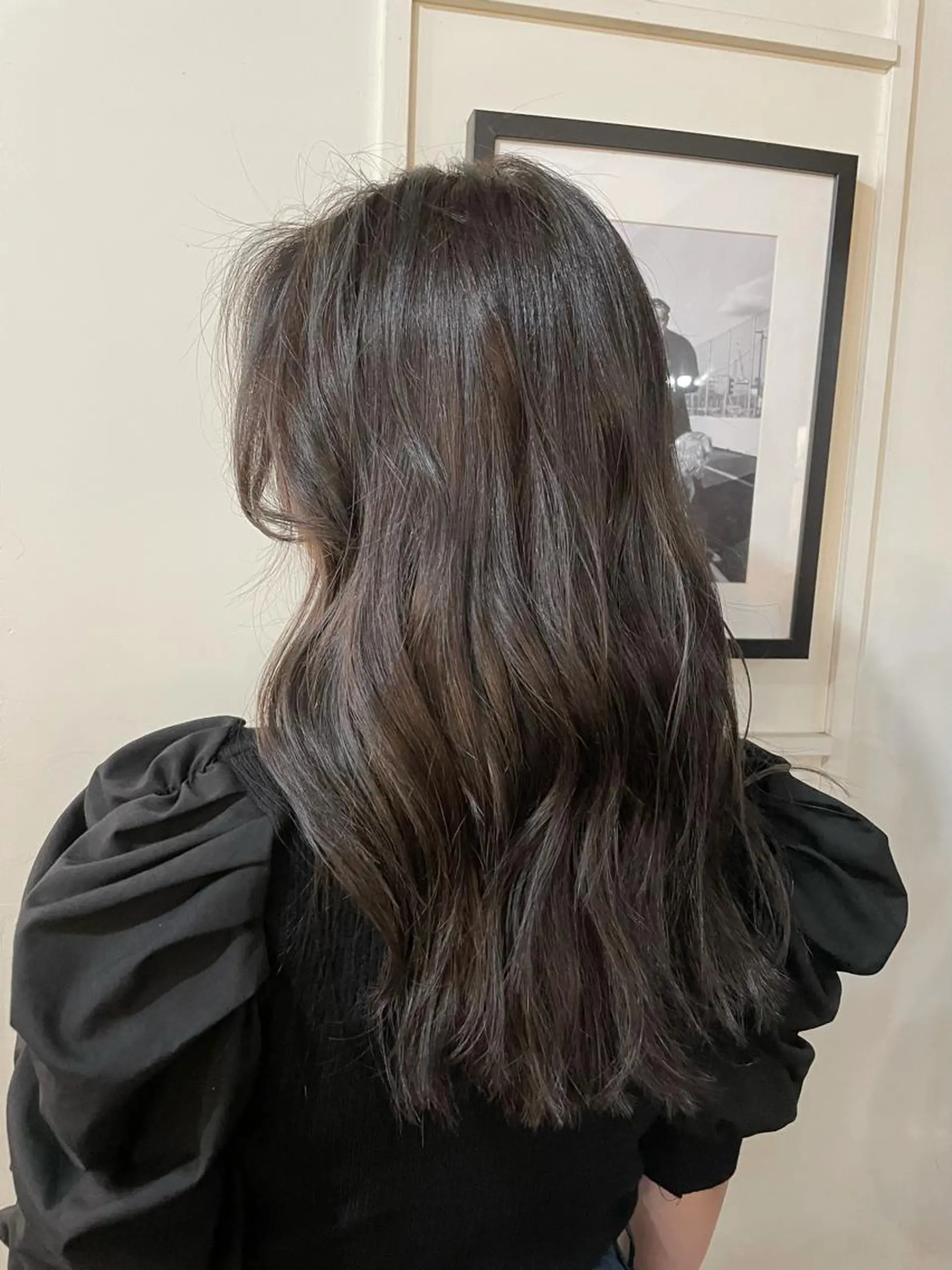 セミロング カラー パーマ グレージュ ハイライトカラー ハイライト ナガミネアリサ/ 学芸大学/海外ヘアのヘアスタイル