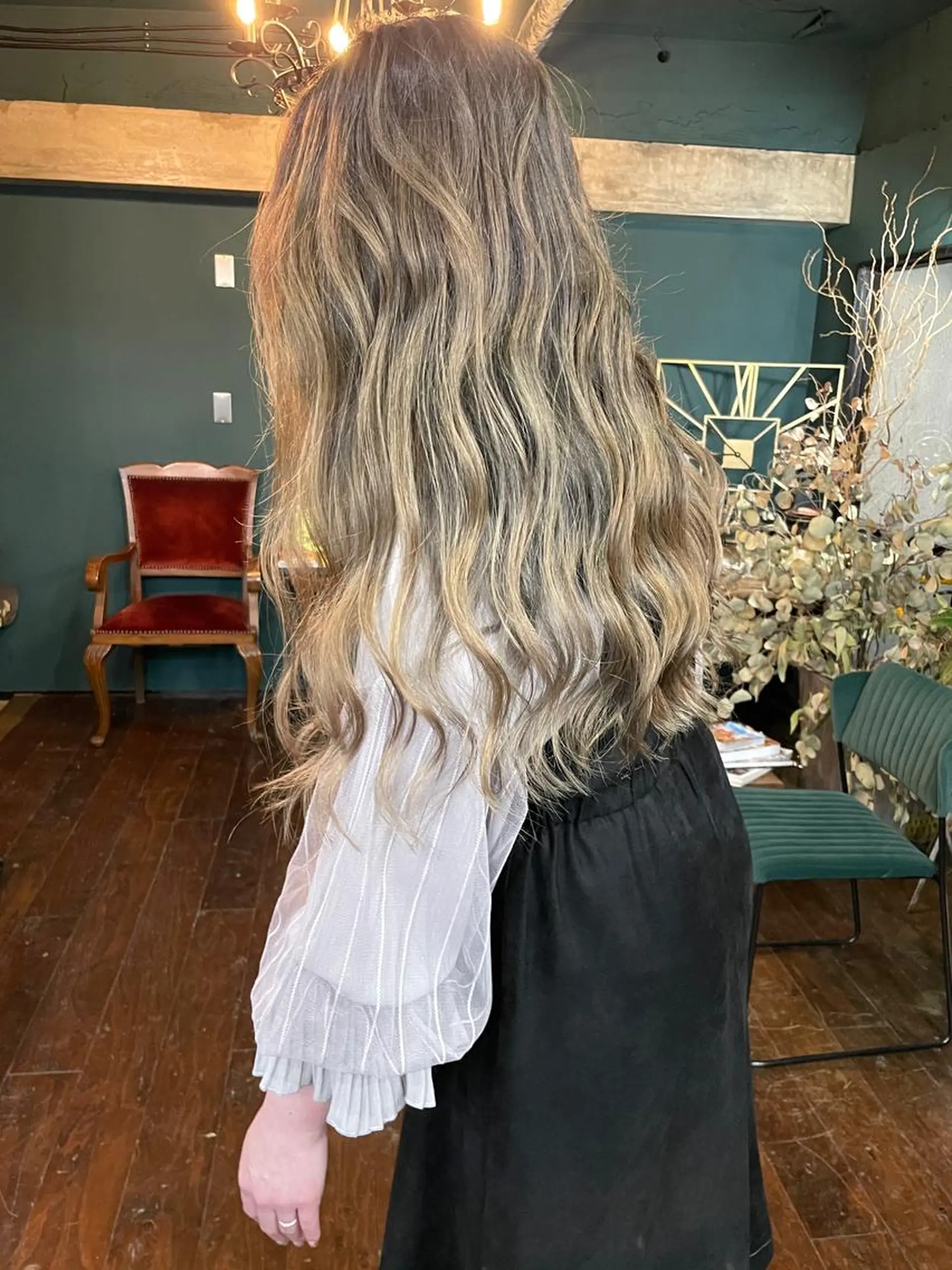ロング カット ヘアカラー トリートメント vivre libre所属・vivre libreのヘアスタイル