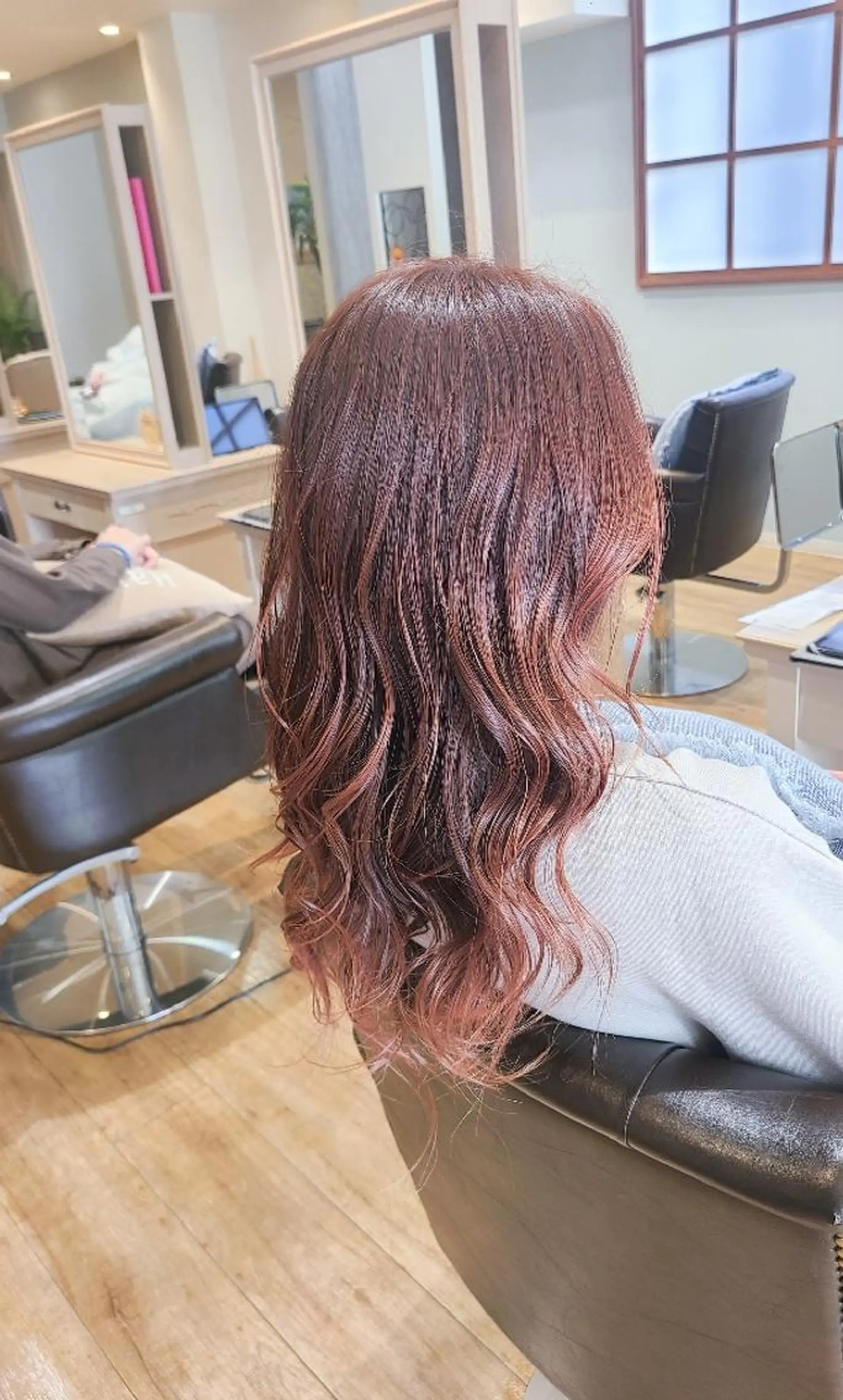 ロング パープルカラー 小平 昌宏のヘアスタイル