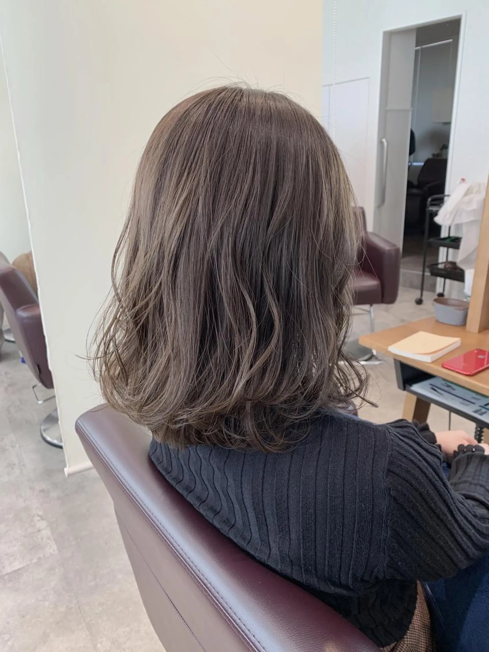 セミロング カラー メンズブリーチカラー /NAOのヘアスタイル