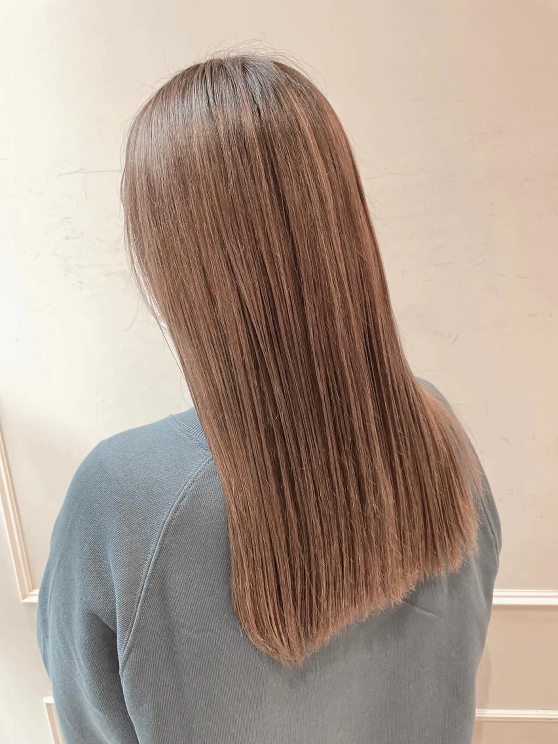 セミロング カラー ベージュカラー ハイライトカラー ハイライト カット ヘアカラー トリートメント 🦖鶴岡香純🦖 産休中のヘアスタイル